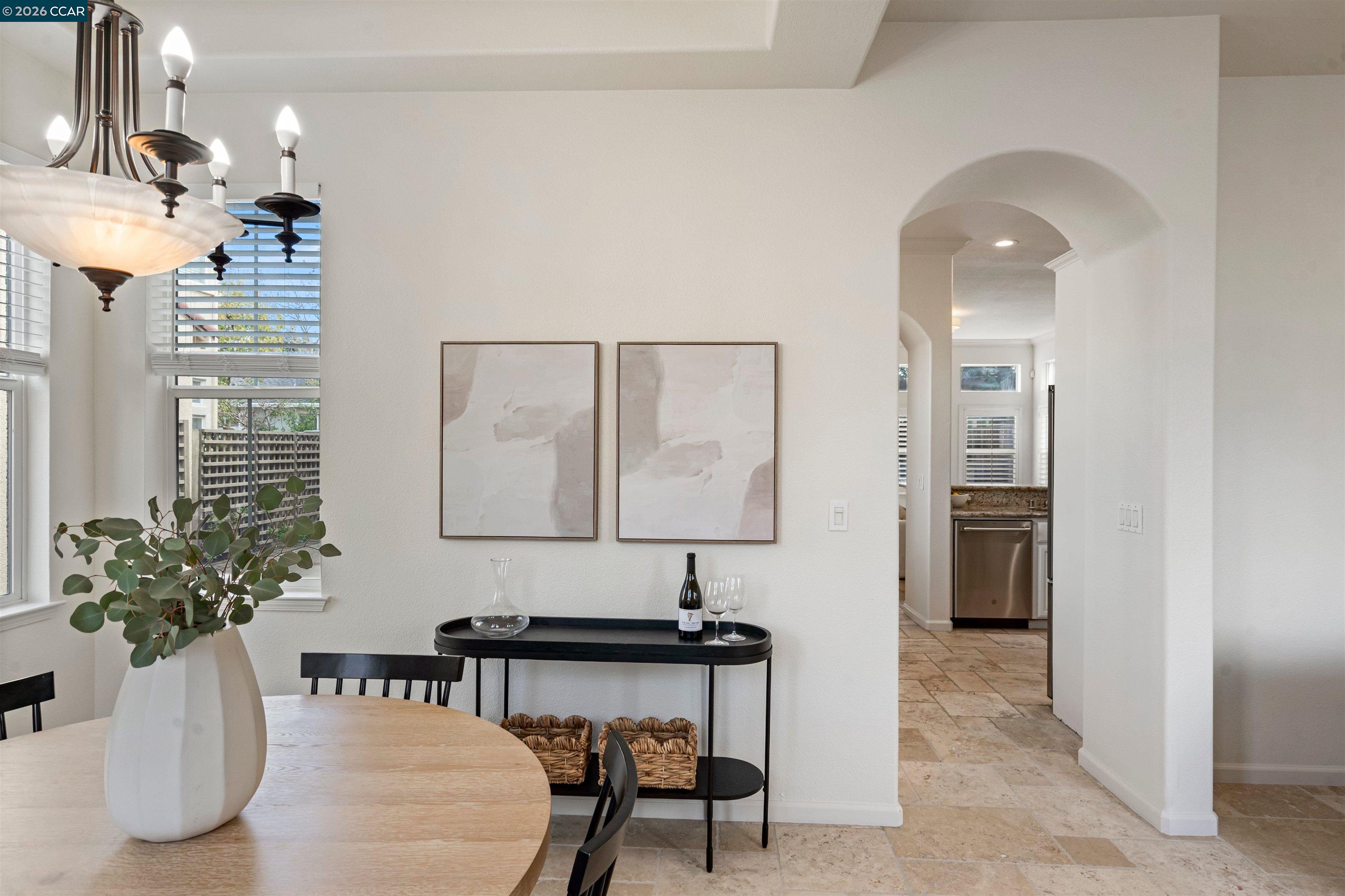 Detail Gallery Image 9 of 60 For 527 Gabriel Ct, Walnut Creek,  CA 94597 - 4 Beds | 2/1 Baths