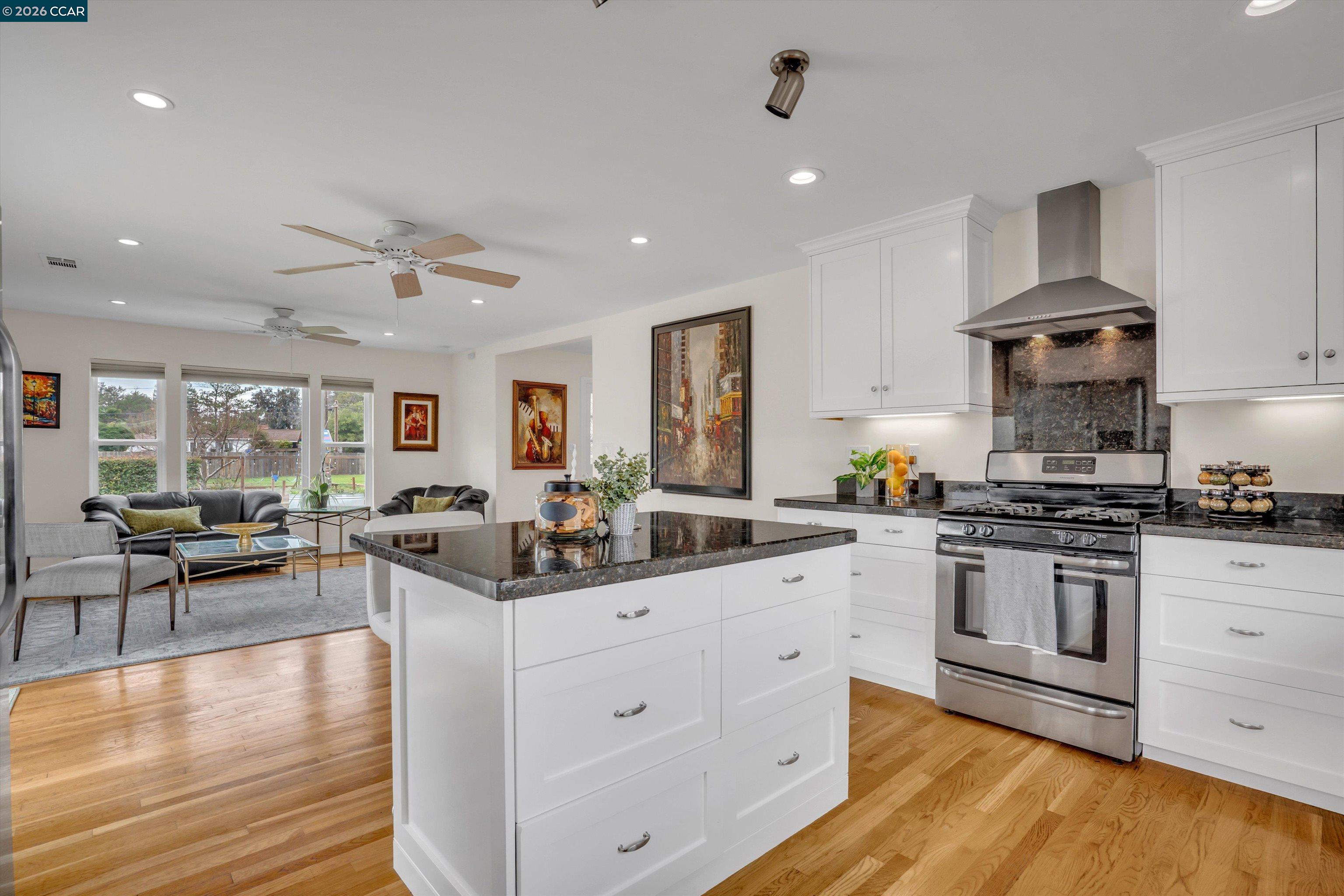 Detail Gallery Image 13 of 50 For 1579 Farm Bureau Rd, Concord,  CA 94519 - 4 Beds | 3 Baths