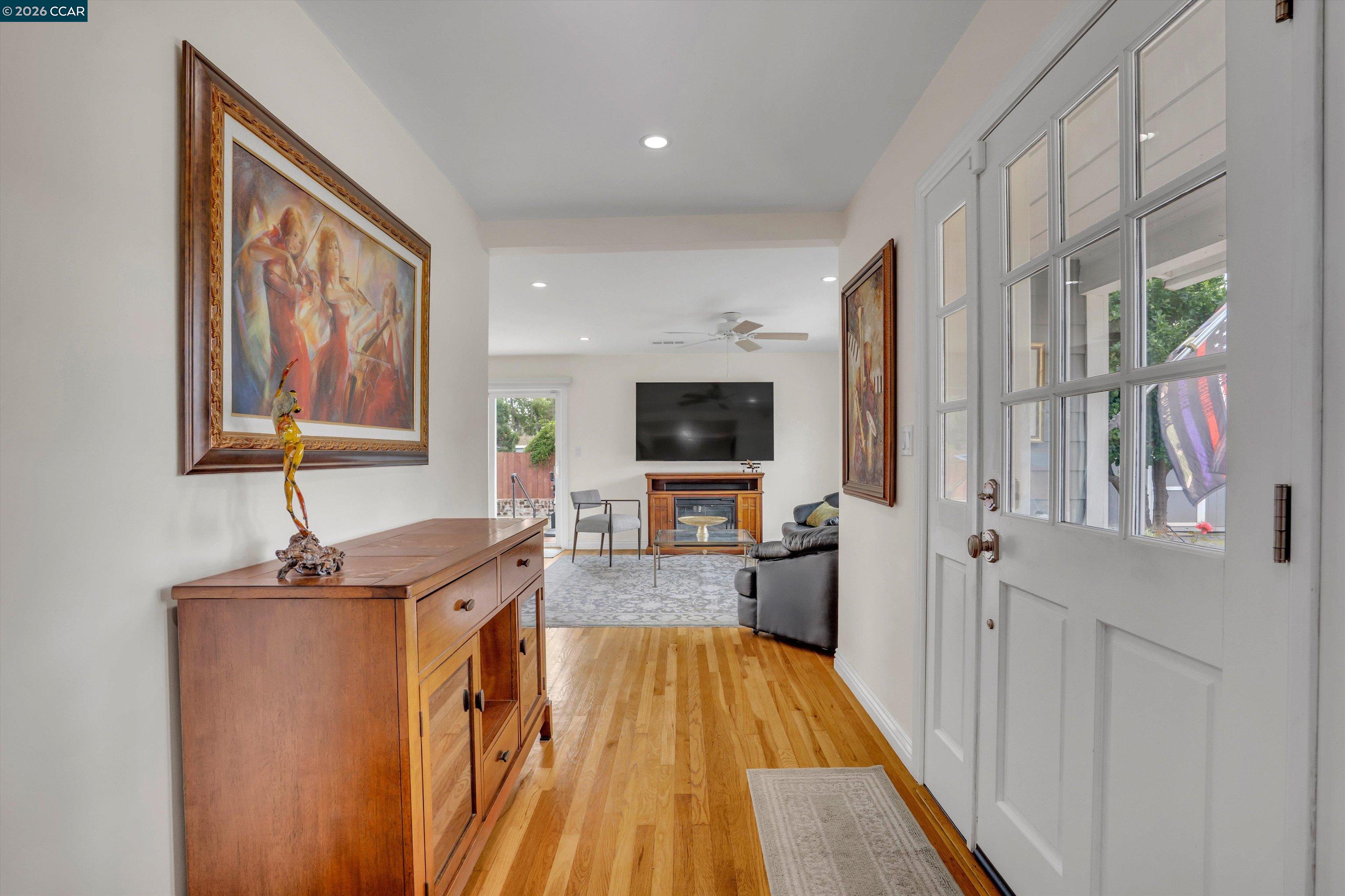 Detail Gallery Image 8 of 50 For 1579 Farm Bureau Rd, Concord,  CA 94519 - 4 Beds | 3 Baths