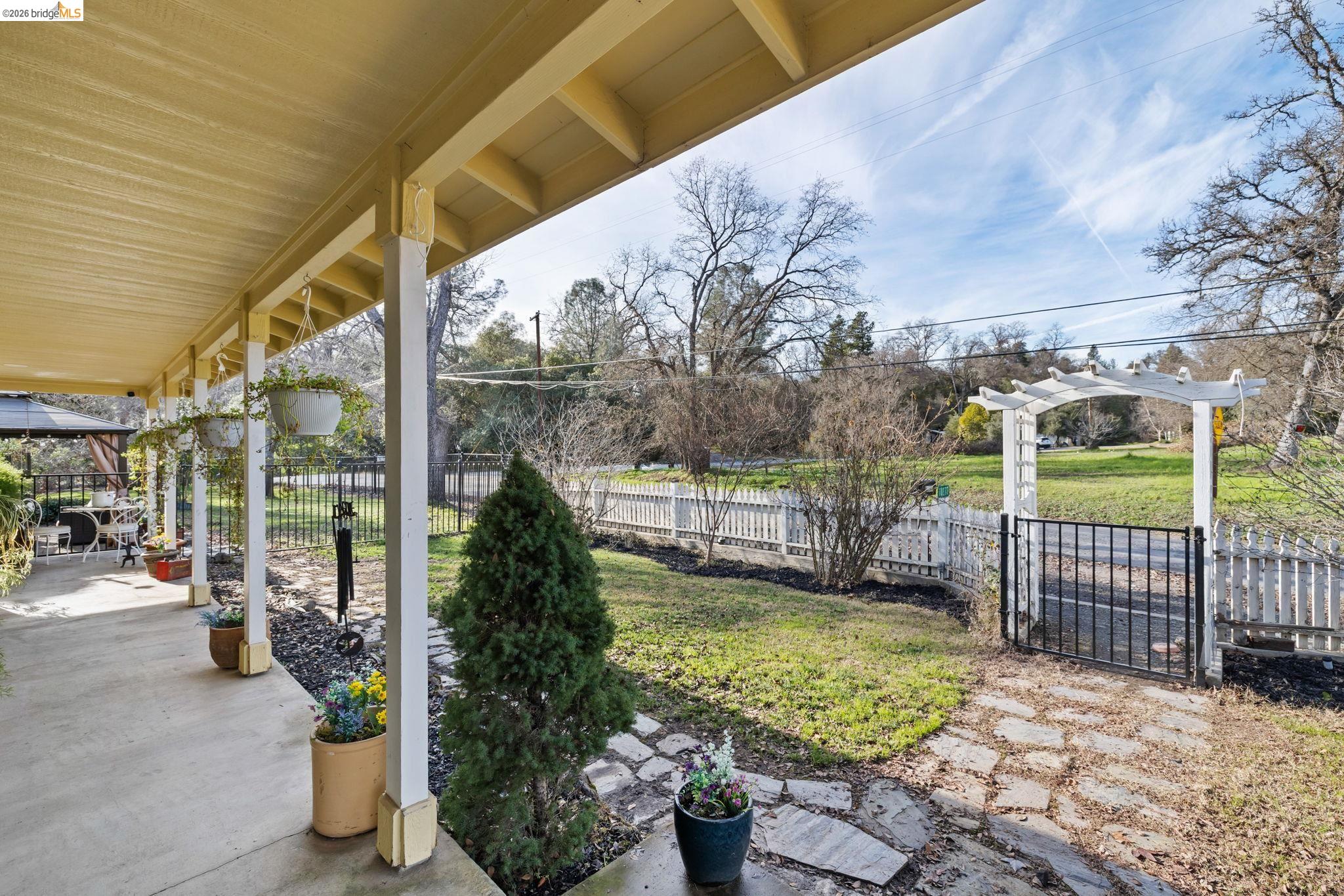 Detail Gallery Image 57 of 60 For 10177 Pulpit Rock Road, Jamestown,  CA 95327 - 2 Beds | 2 Baths