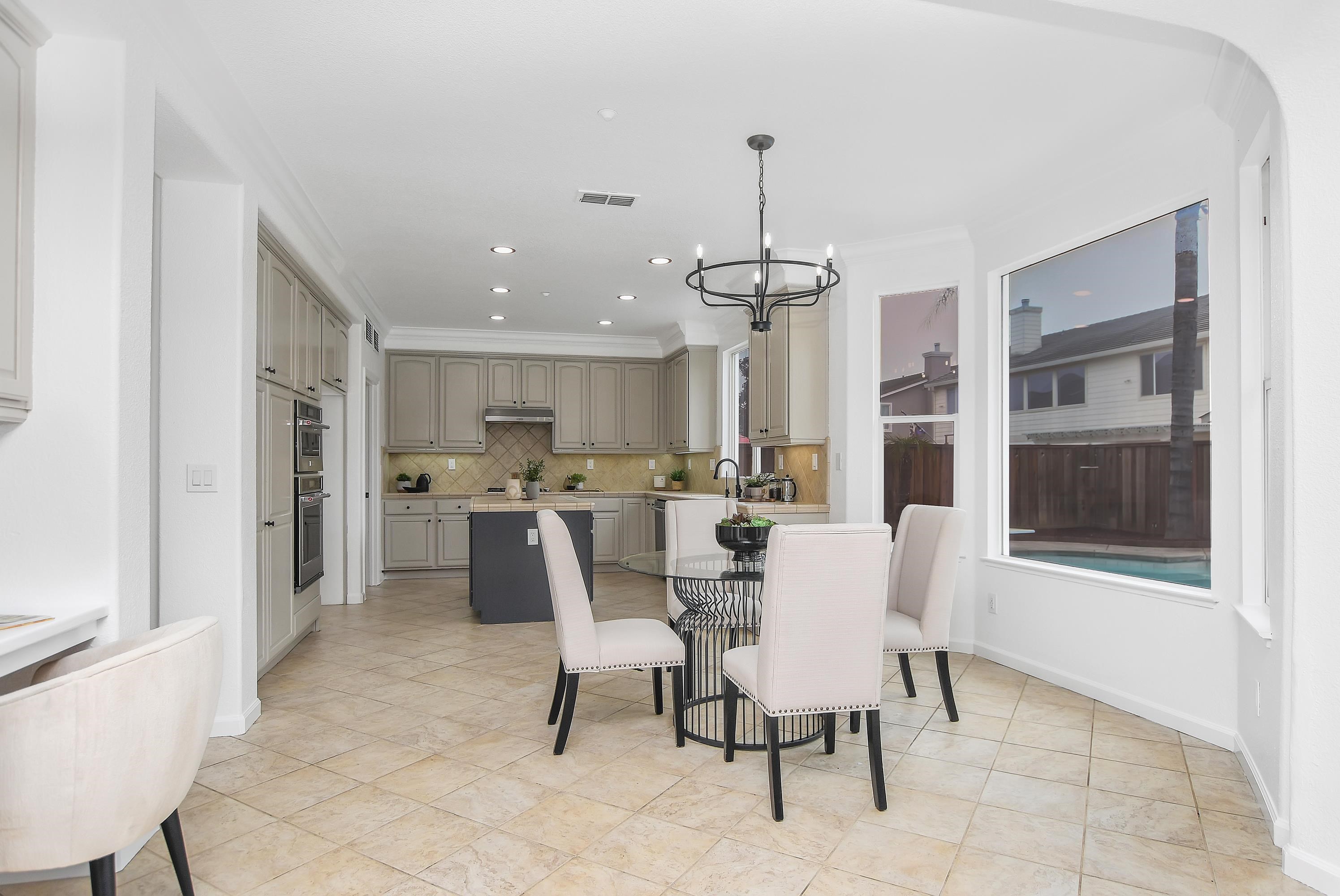 Detail Gallery Image 9 of 47 For 806 Atherton Blvd, Brentwood,  CA 94513 - 5 Beds | 3 Baths