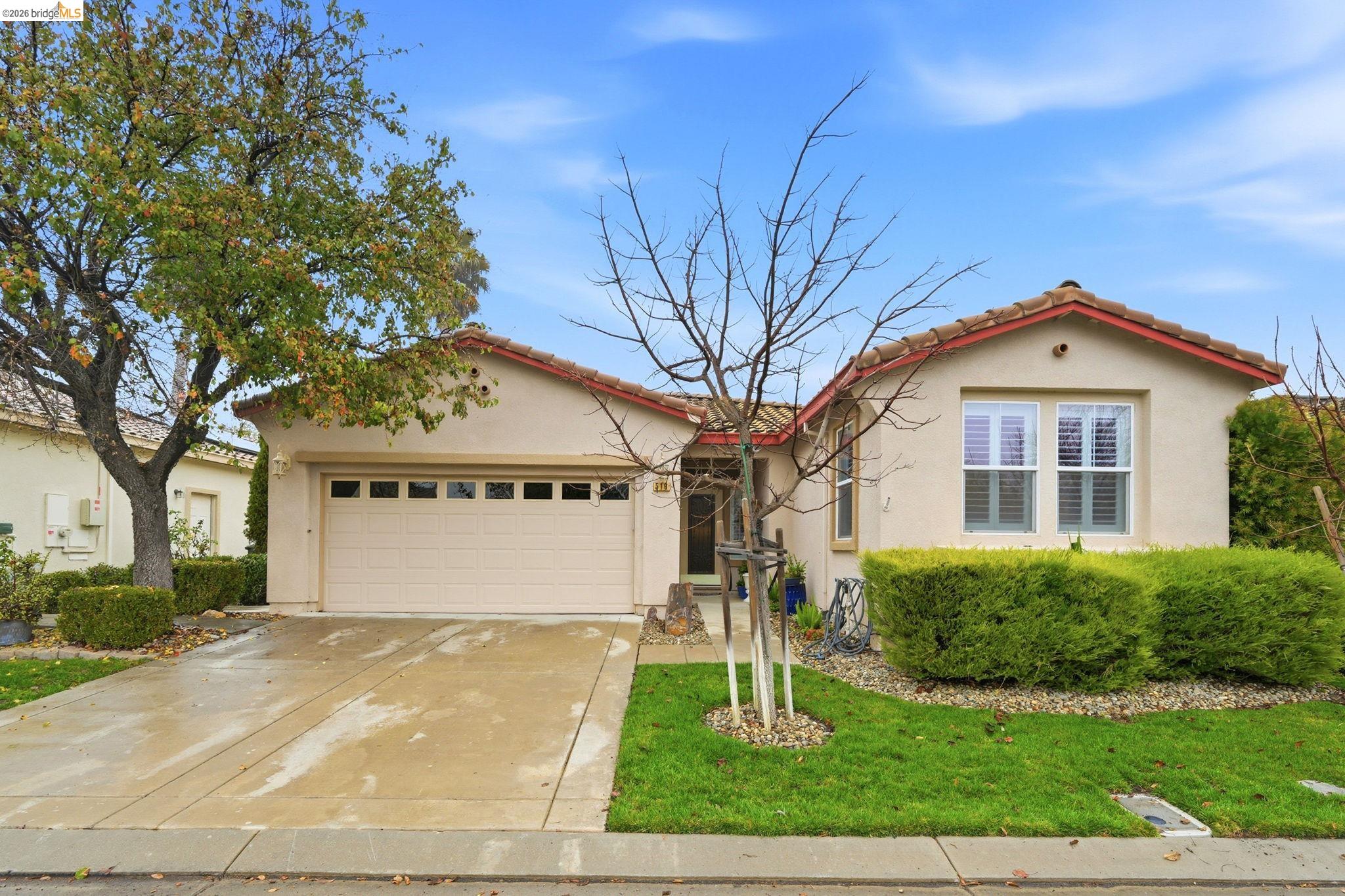 518 American Falls Dr, Rio Vista, CA, 94571