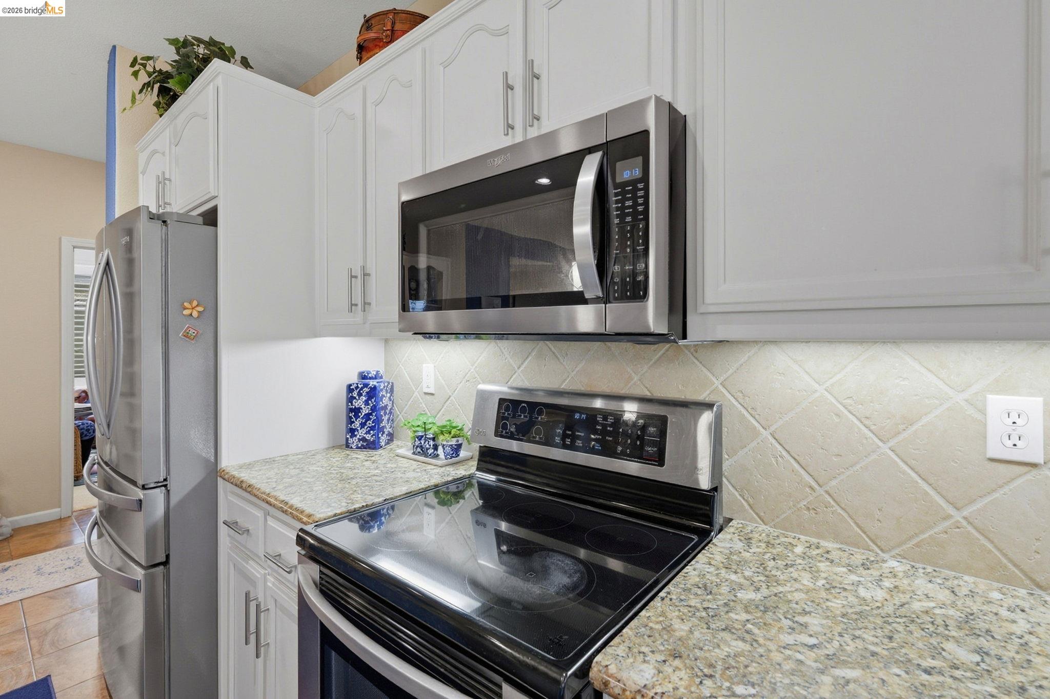 518 American Falls Dr, Rio Vista, CA, 94571