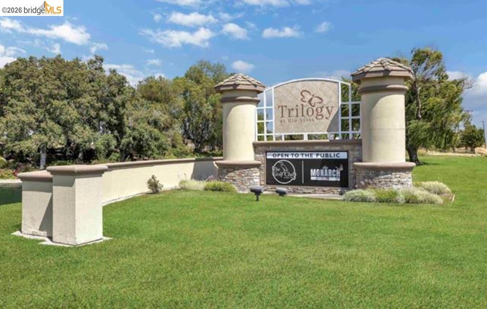 518 American Falls Dr, Rio Vista, CA, 94571