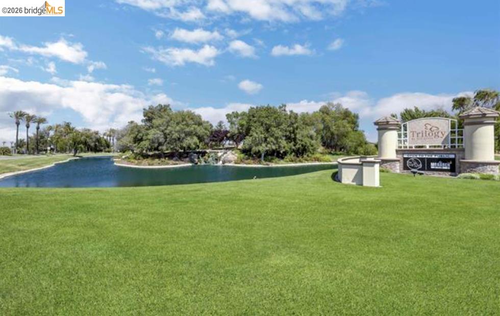 518 American Falls Dr, Rio Vista, CA, 94571