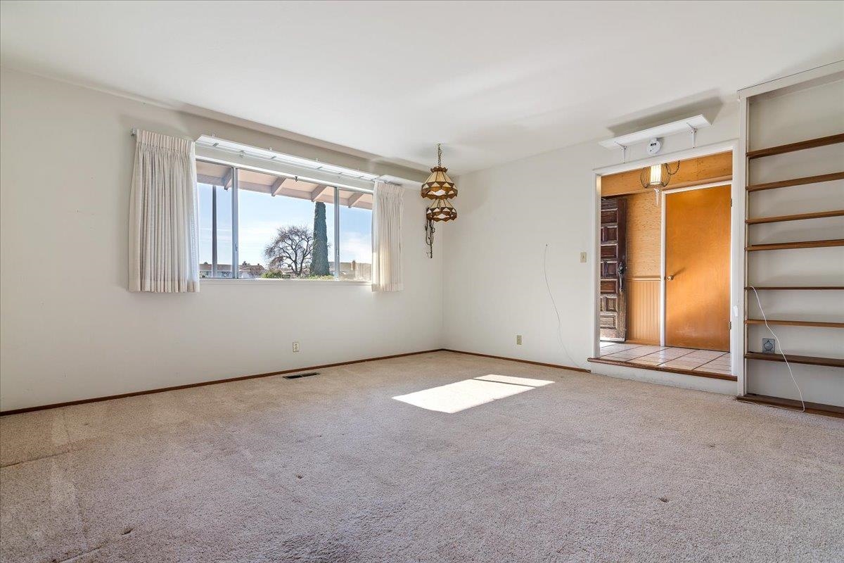 Detail Gallery Image 14 of 20 For 224 Cobblestone Dr, Antioch,  CA 94509 - 4 Beds | 3 Baths