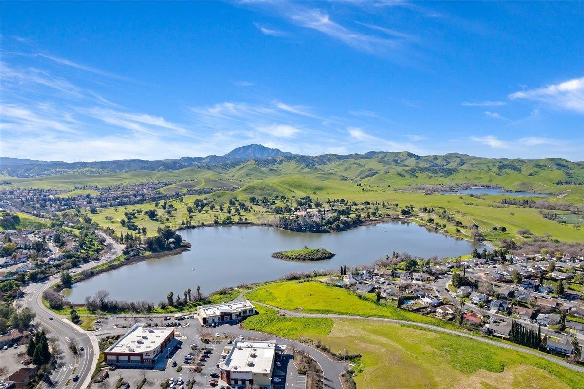 Detail Gallery Image 20 of 20 For 224 Cobblestone Dr, Antioch,  CA 94509 - 4 Beds | 3 Baths