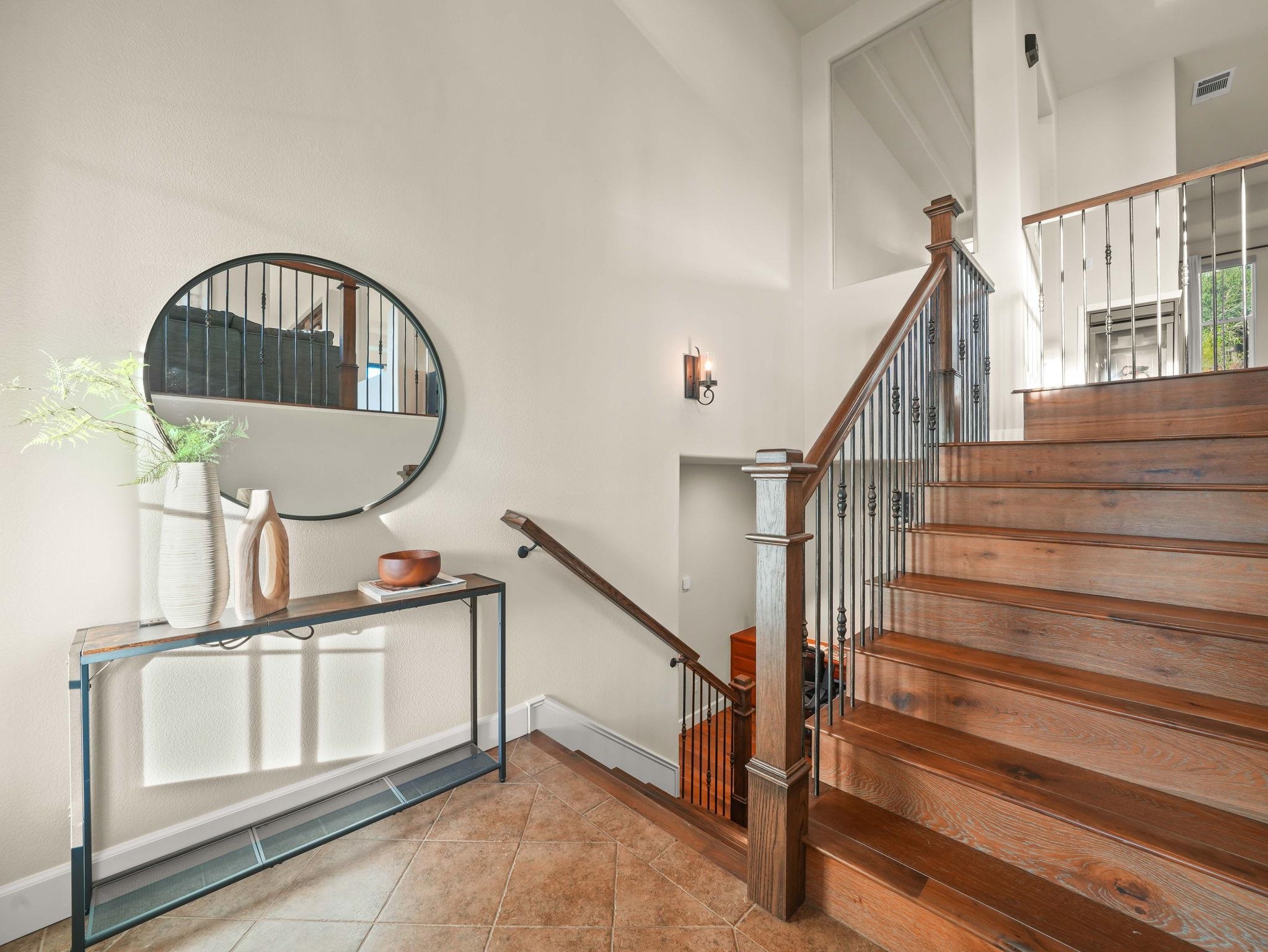 Detail Gallery Image 2 of 51 For 4040 Davenport Ln, Concord,  CA 94518 - 5 Beds | 3/1 Baths