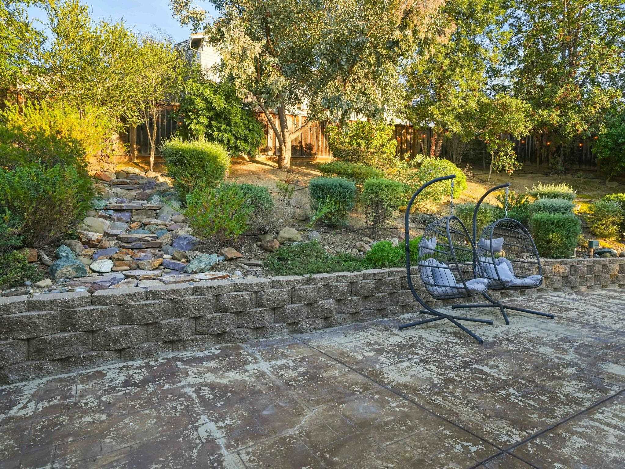 Detail Gallery Image 40 of 51 For 4040 Davenport Ln, Concord,  CA 94518 - 5 Beds | 3/1 Baths