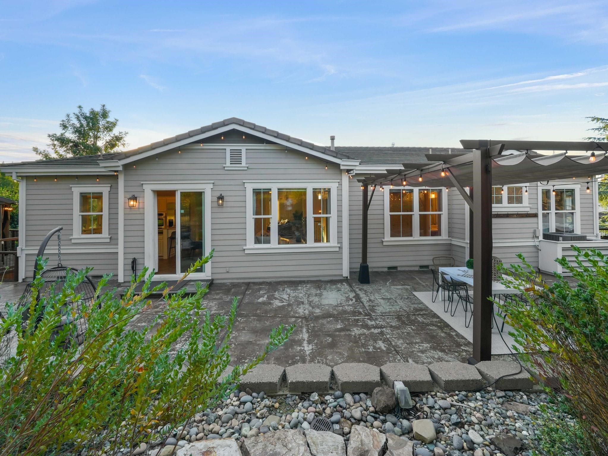 Detail Gallery Image 45 of 51 For 4040 Davenport Ln, Concord,  CA 94518 - 5 Beds | 3/1 Baths