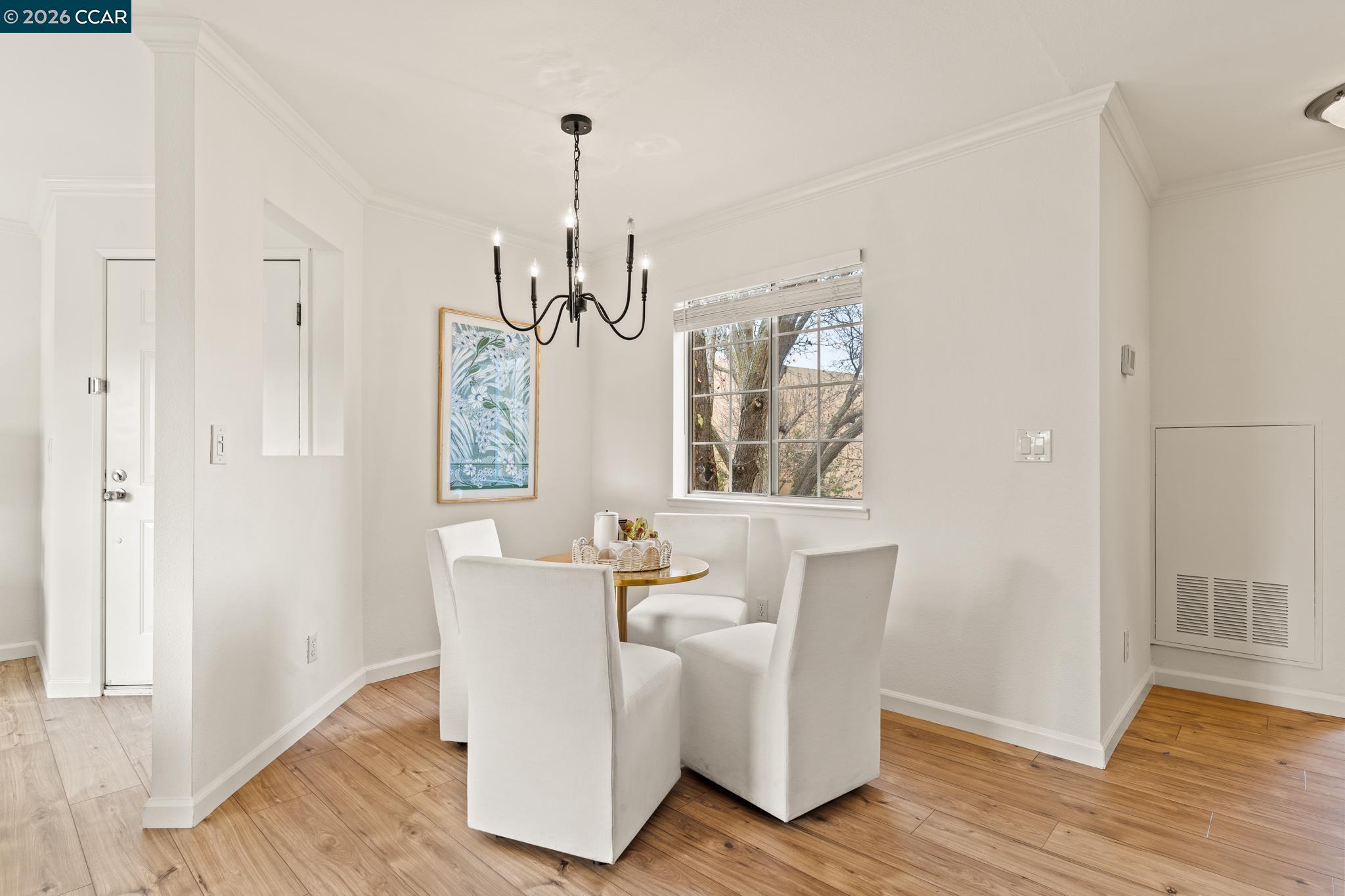 Photo #8: 41121910 Listing: Photo #8