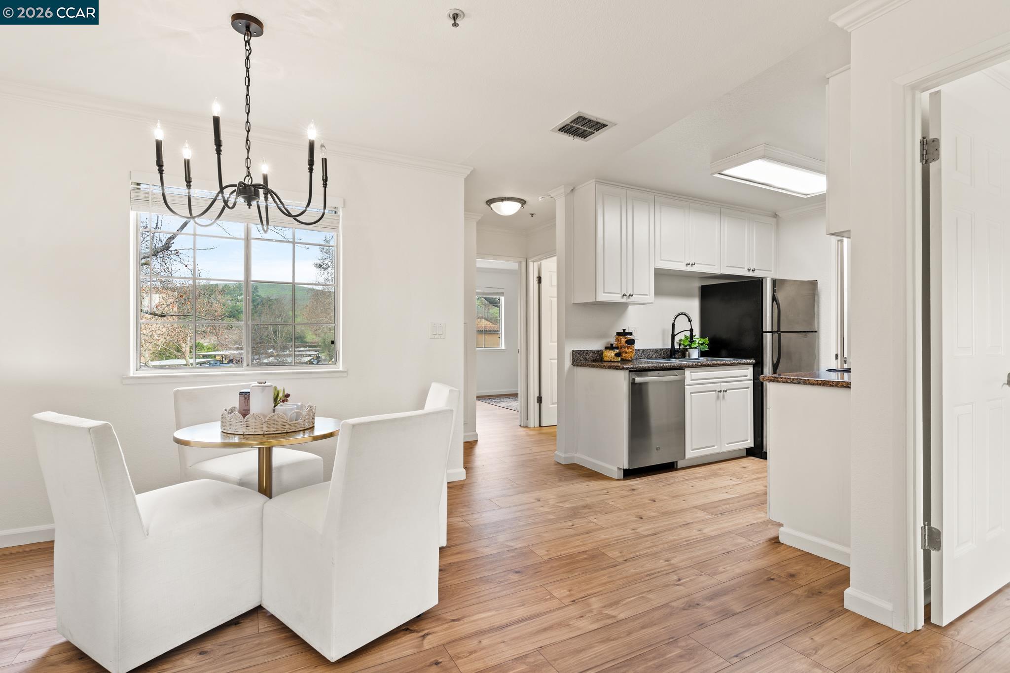 Photo #9: 41121910 Listing: Photo #9