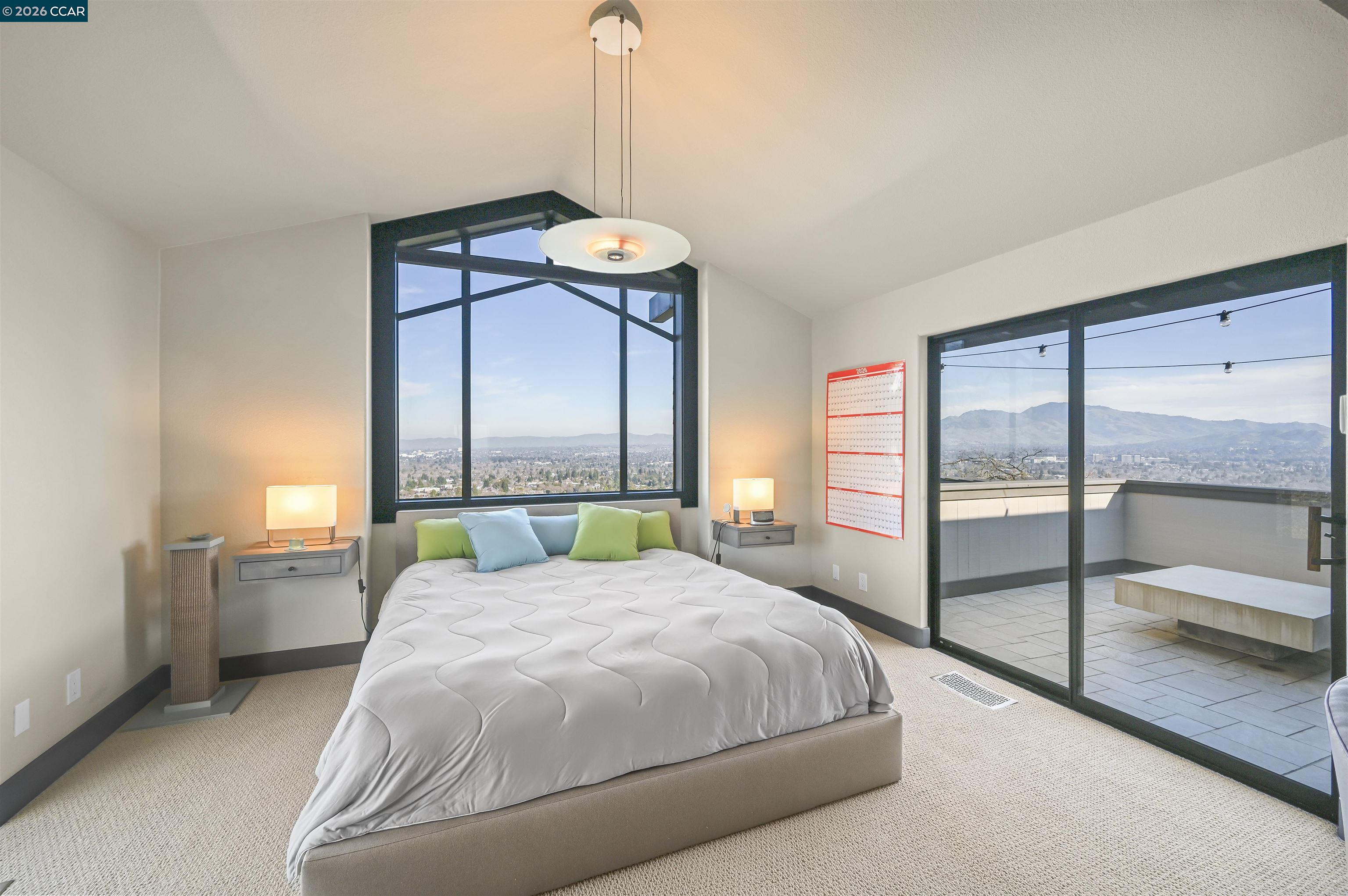 Detail Gallery Image 24 of 47 For 3284 Surmont Dr, Lafayette,  CA 94549 - 4 Beds | 3/1 Baths