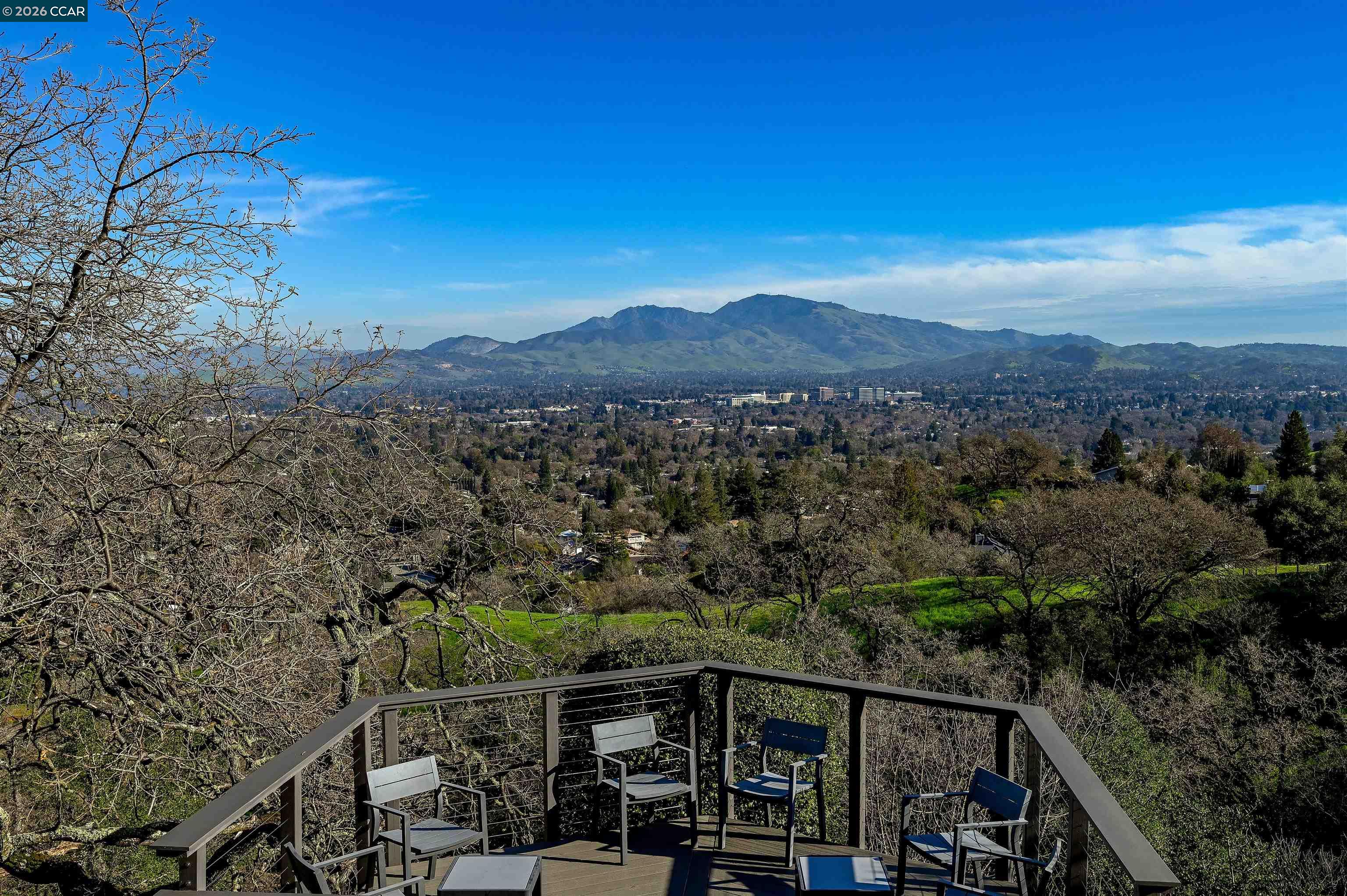 Detail Gallery Image 42 of 47 For 3284 Surmont Dr, Lafayette,  CA 94549 - 4 Beds | 3/1 Baths