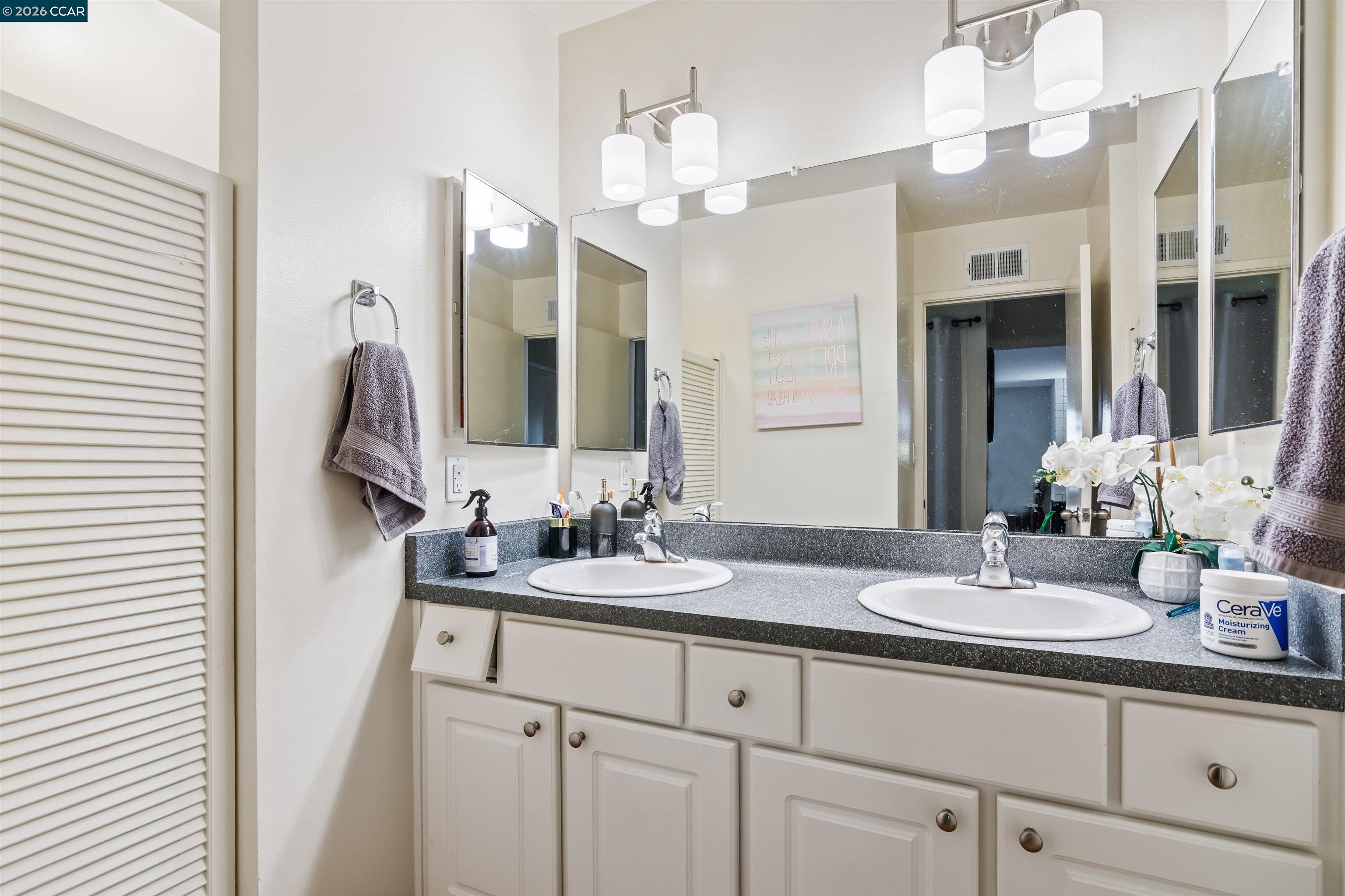 238-240 Camelback Rd, Pleasant Hill, CA, 94523