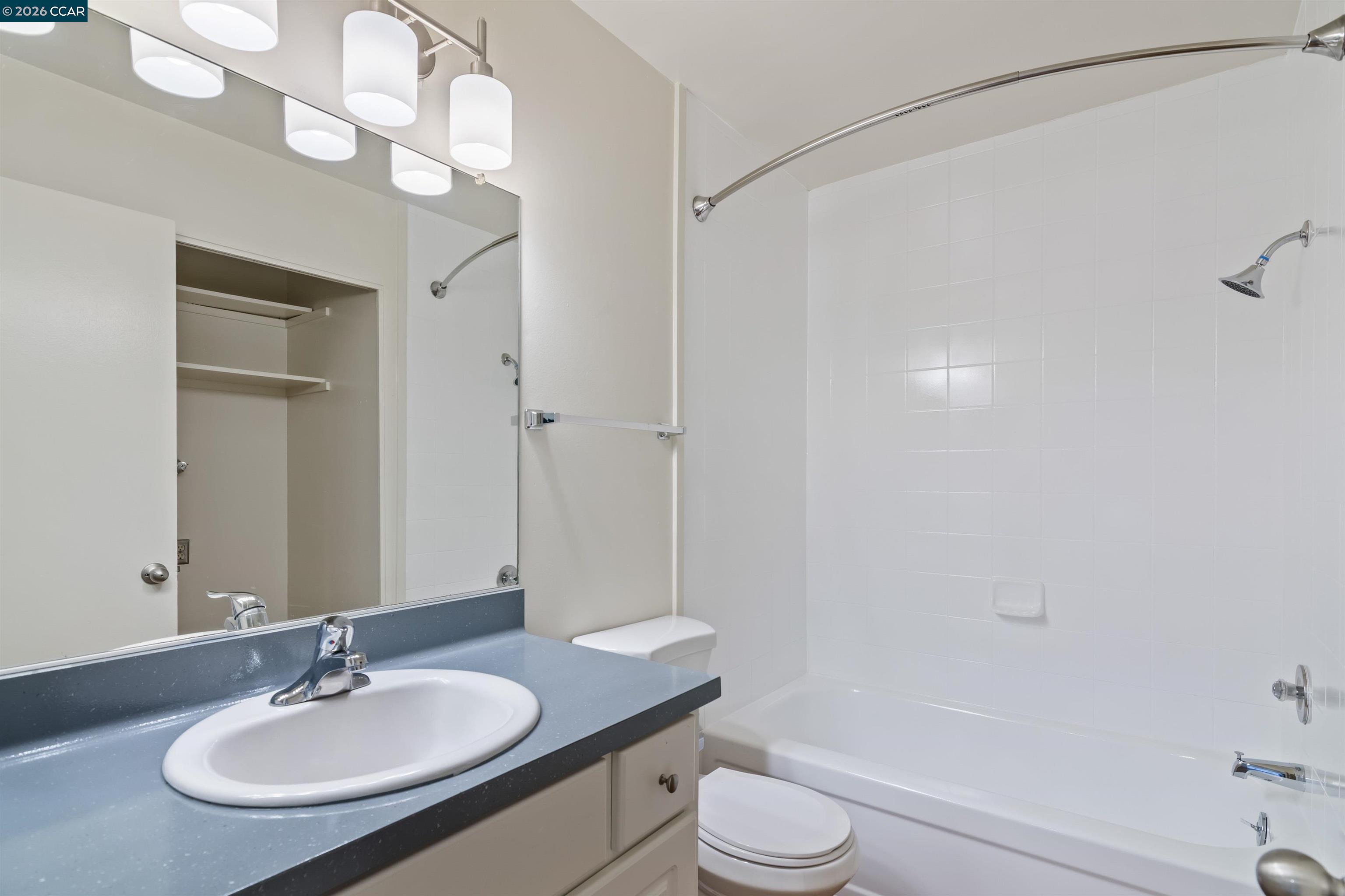 Detail Gallery Image 28 of 36 For 238-240 Camelback Rd, Pleasant Hill,  CA 94523 - – Beds | – Baths