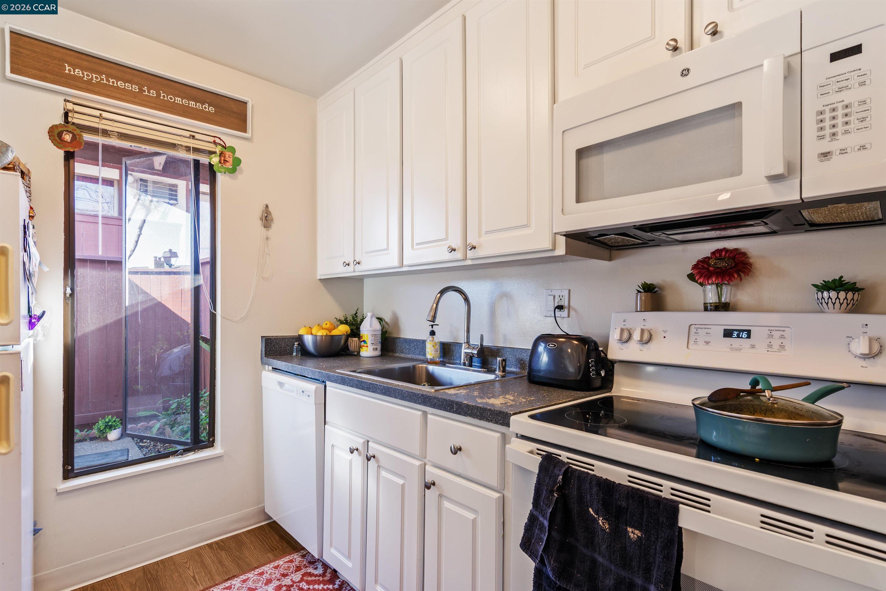 238-240 Camelback Rd, Pleasant Hill, CA, 94523