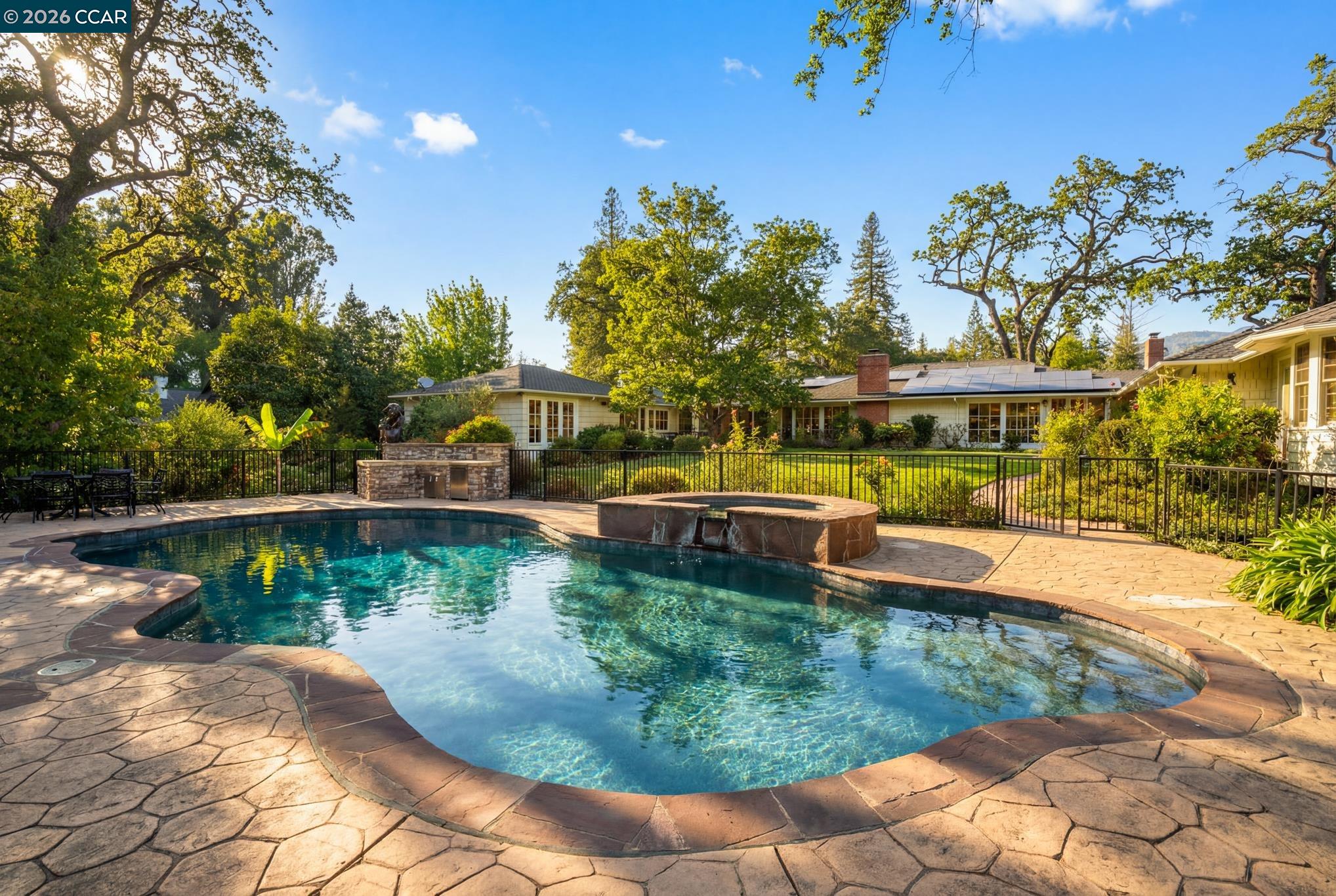 Detail Gallery Image 19 of 27 For 1720 Alameda Diablo, Diablo,  CA 94528 - 8 Beds | 7/3 Baths