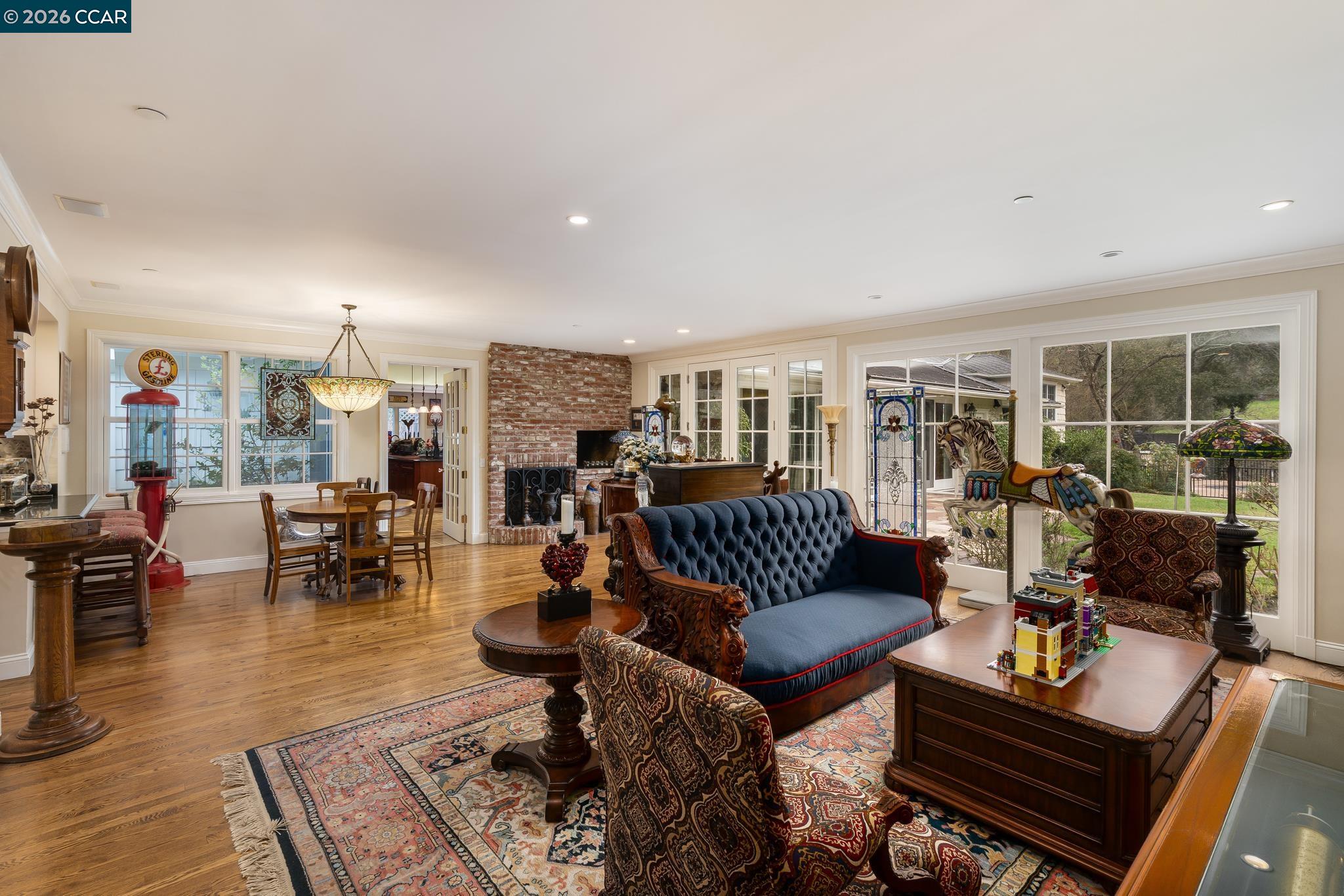 Detail Gallery Image 5 of 20 For 1720 Alameda Diablo, Diablo,  CA 94528 - 8 Beds | 7/3 Baths