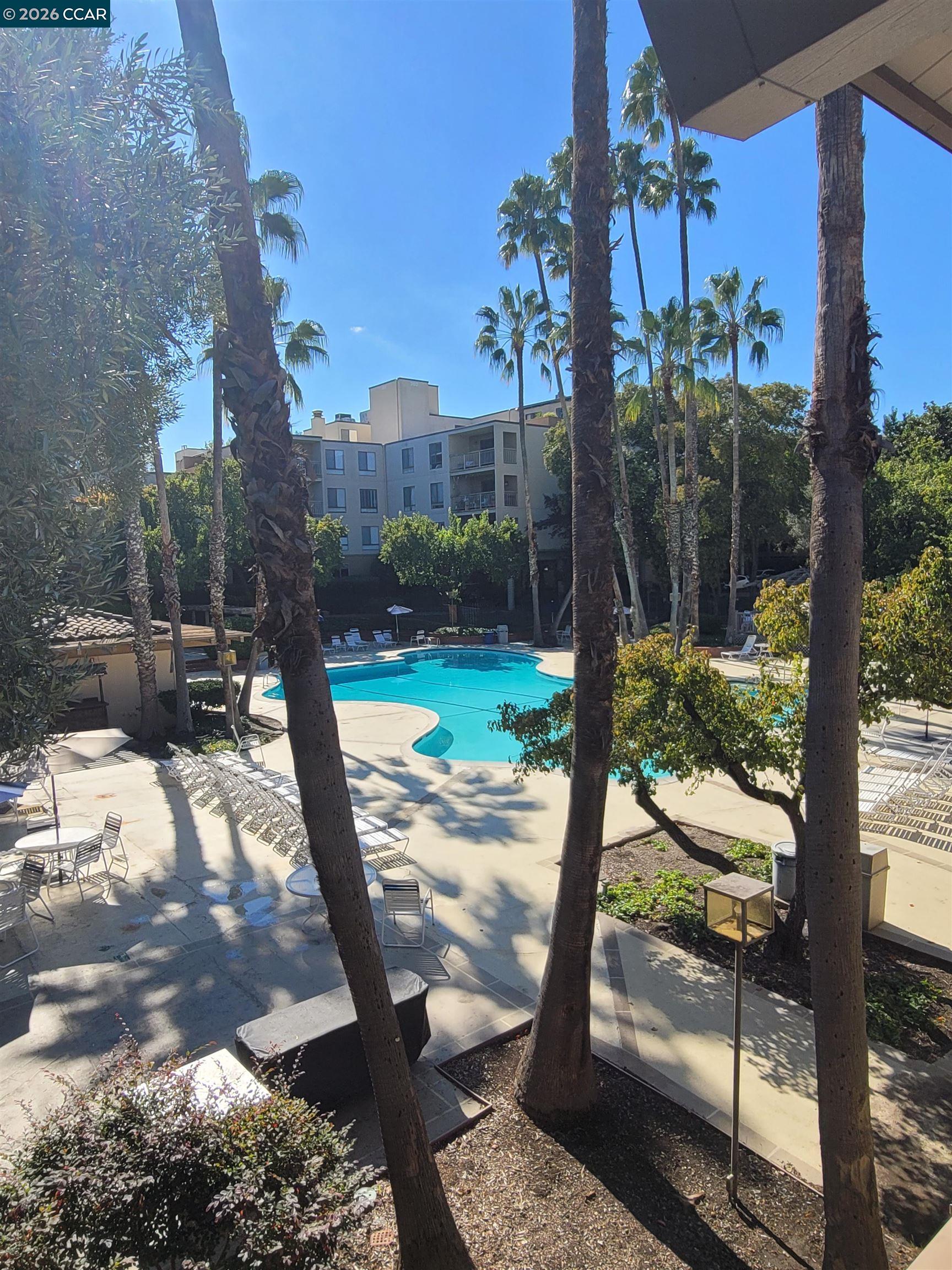 Photo #21: 41121933 Listing: Photo #21