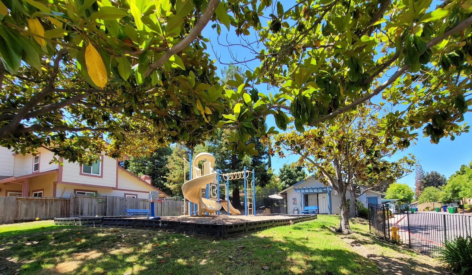 Detail Gallery Image 55 of 58 For 3285 Monika Ln, Hayward,  CA 94541 - 2 Beds | 1/1 Baths