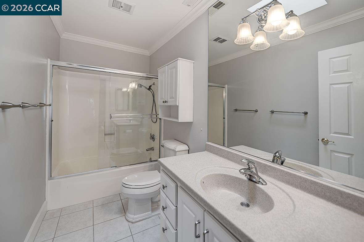 Photo #8: 41121937 Listing: Photo #8