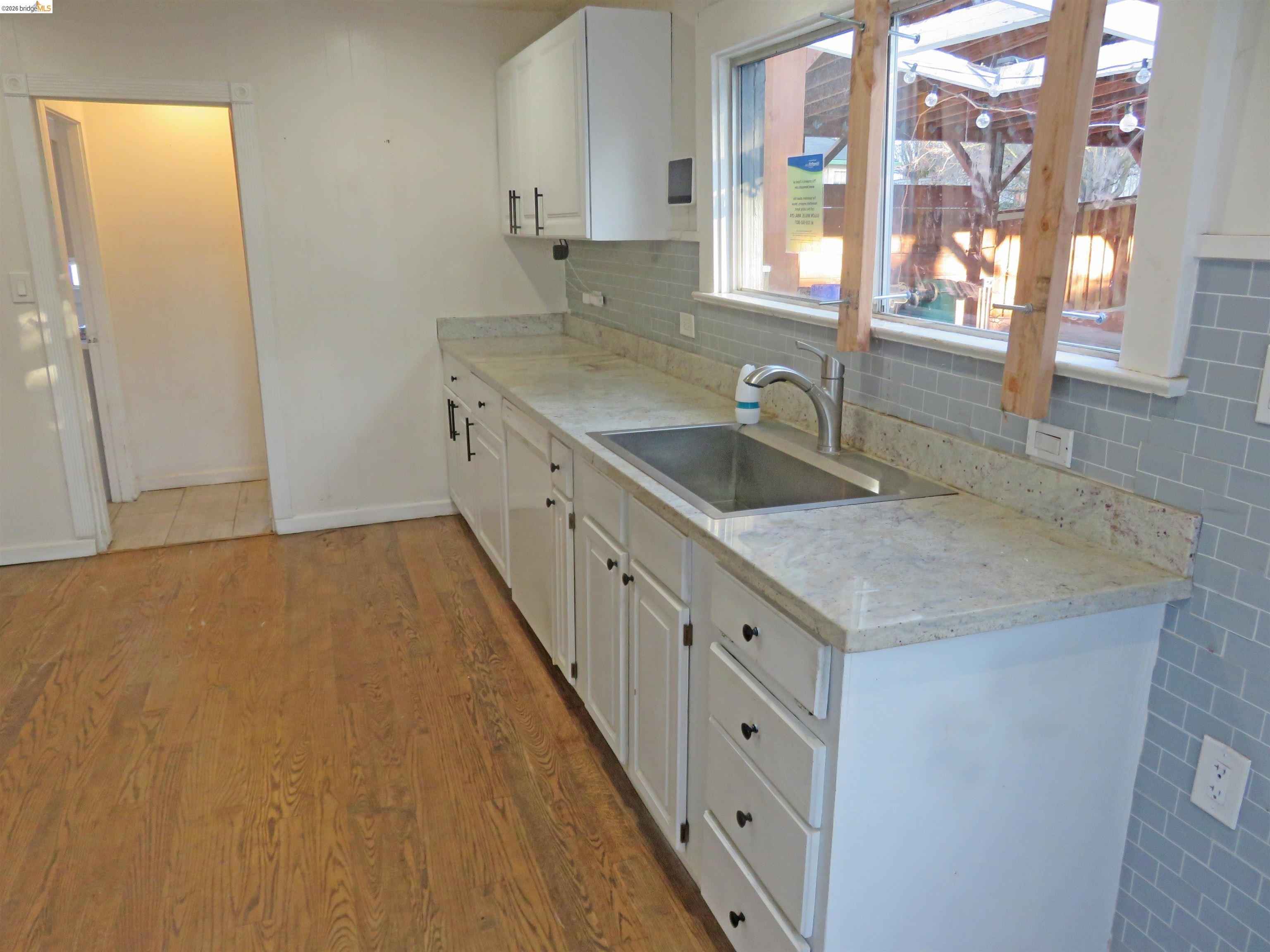 Detail Gallery Image 11 of 21 For 1731 San Pablo Ave, Pinole,  CA 94564 - 2 Beds | 1 Baths