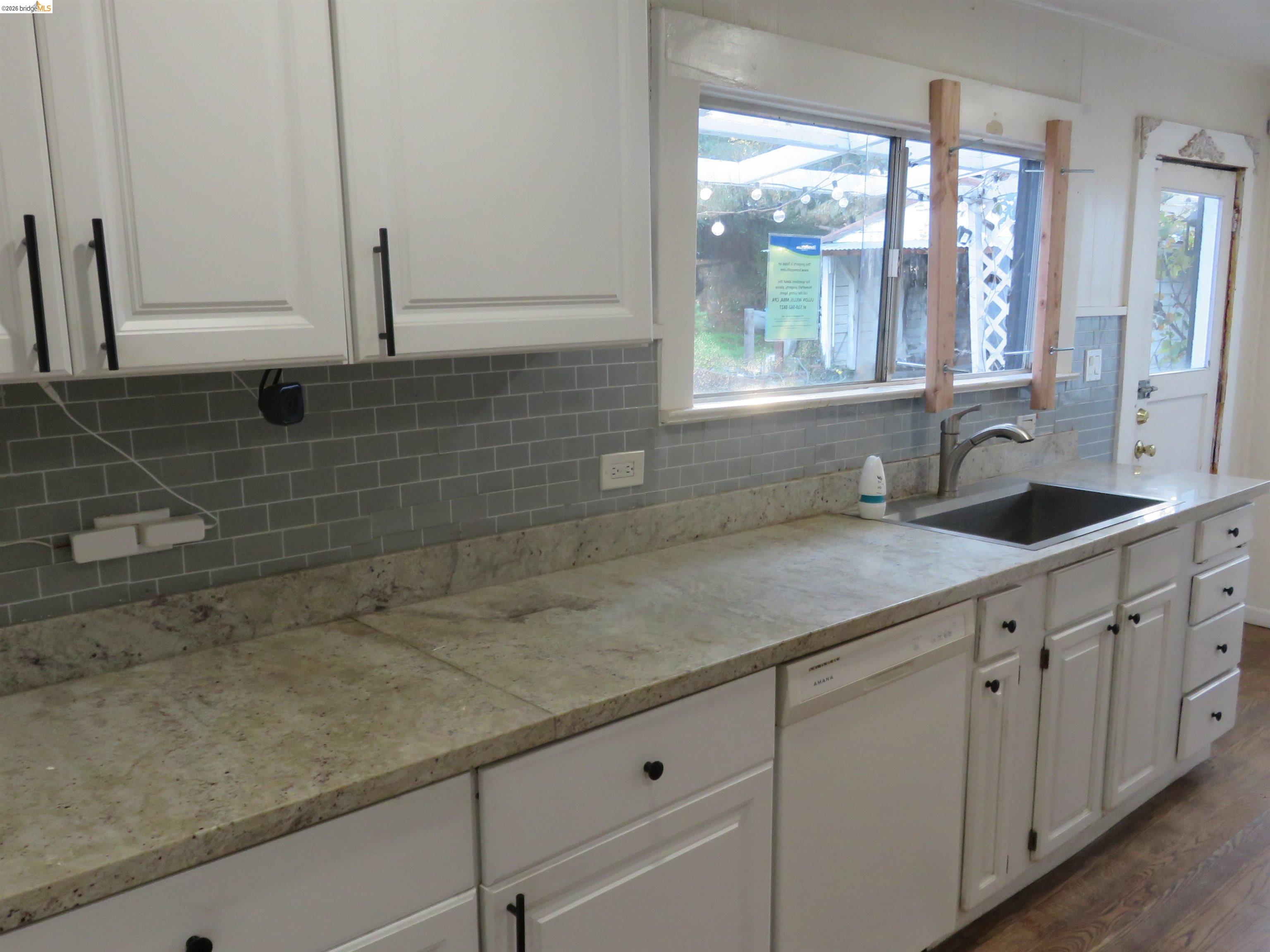 Detail Gallery Image 12 of 21 For 1731 San Pablo Ave, Pinole,  CA 94564 - 2 Beds | 1 Baths