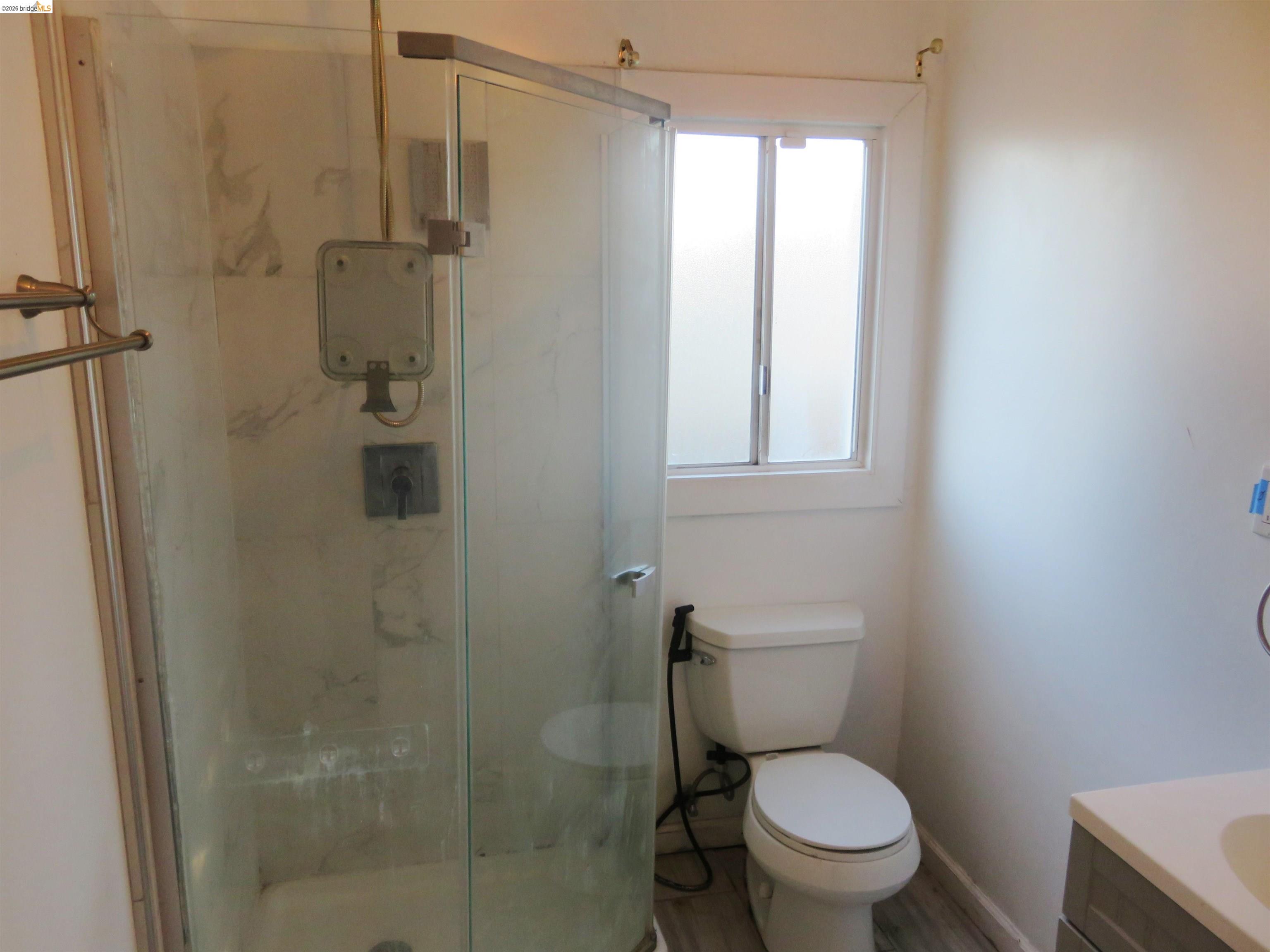 Detail Gallery Image 13 of 21 For 1731 San Pablo Ave, Pinole,  CA 94564 - 2 Beds | 1 Baths