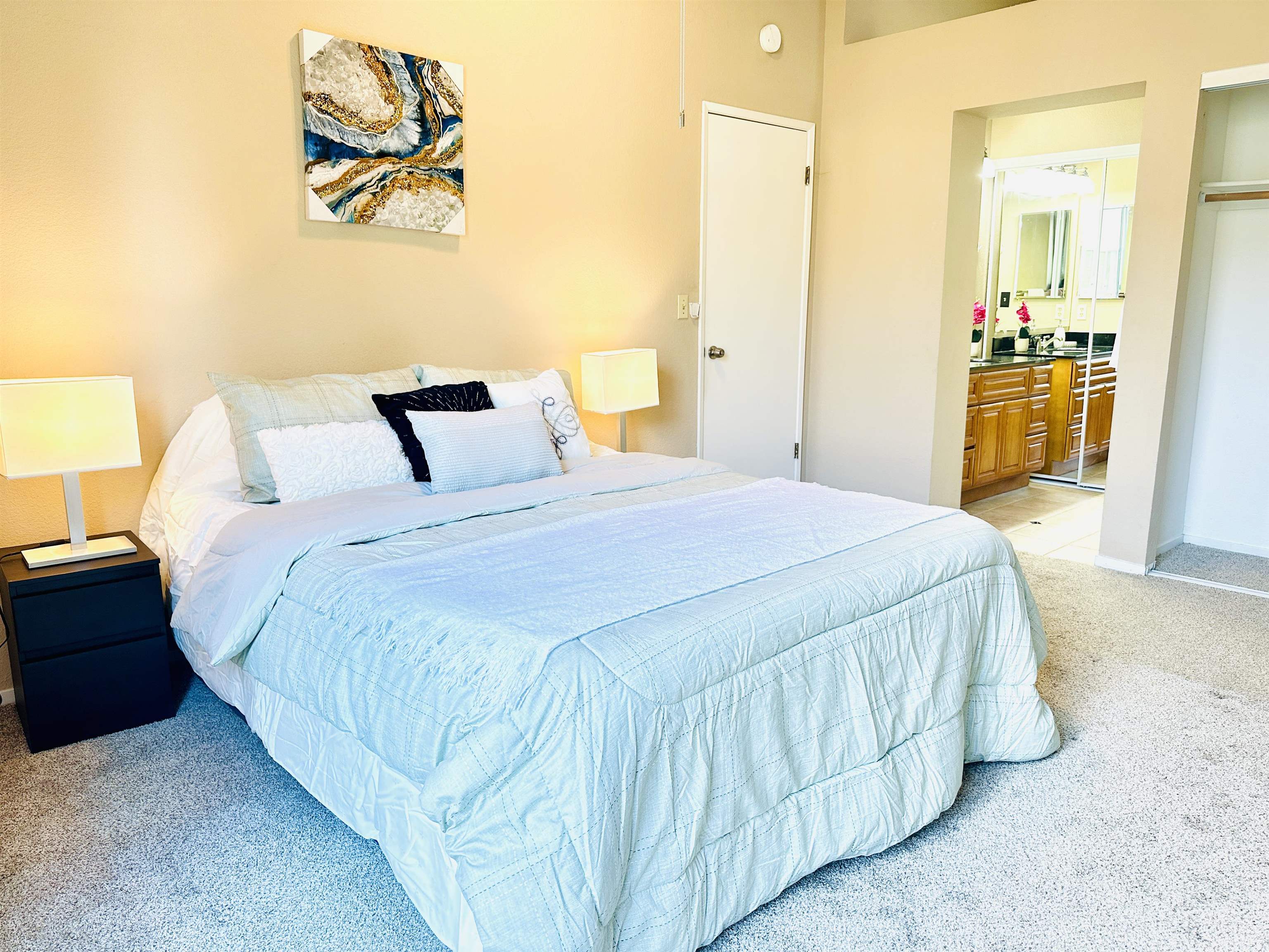 Detail Gallery Image 15 of 47 For 161 Seaway Ct, Hercules,  CA 94547 - 2 Beds | 2 Baths