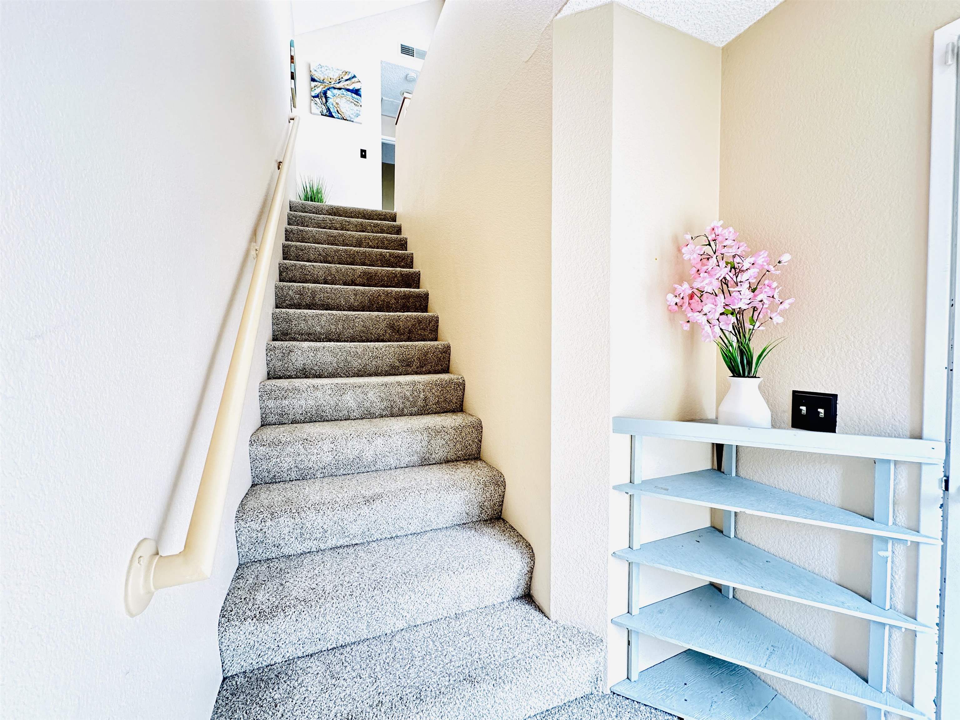 Detail Gallery Image 17 of 47 For 161 Seaway Ct, Hercules,  CA 94547 - 2 Beds | 2 Baths