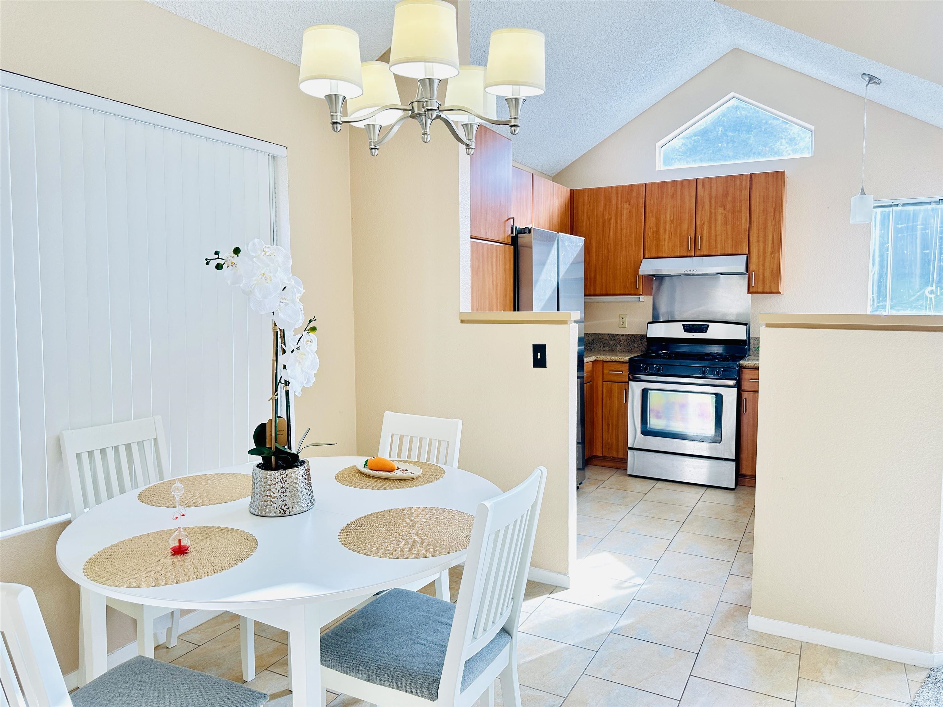 Detail Gallery Image 27 of 47 For 161 Seaway Ct, Hercules,  CA 94547 - 2 Beds | 2 Baths