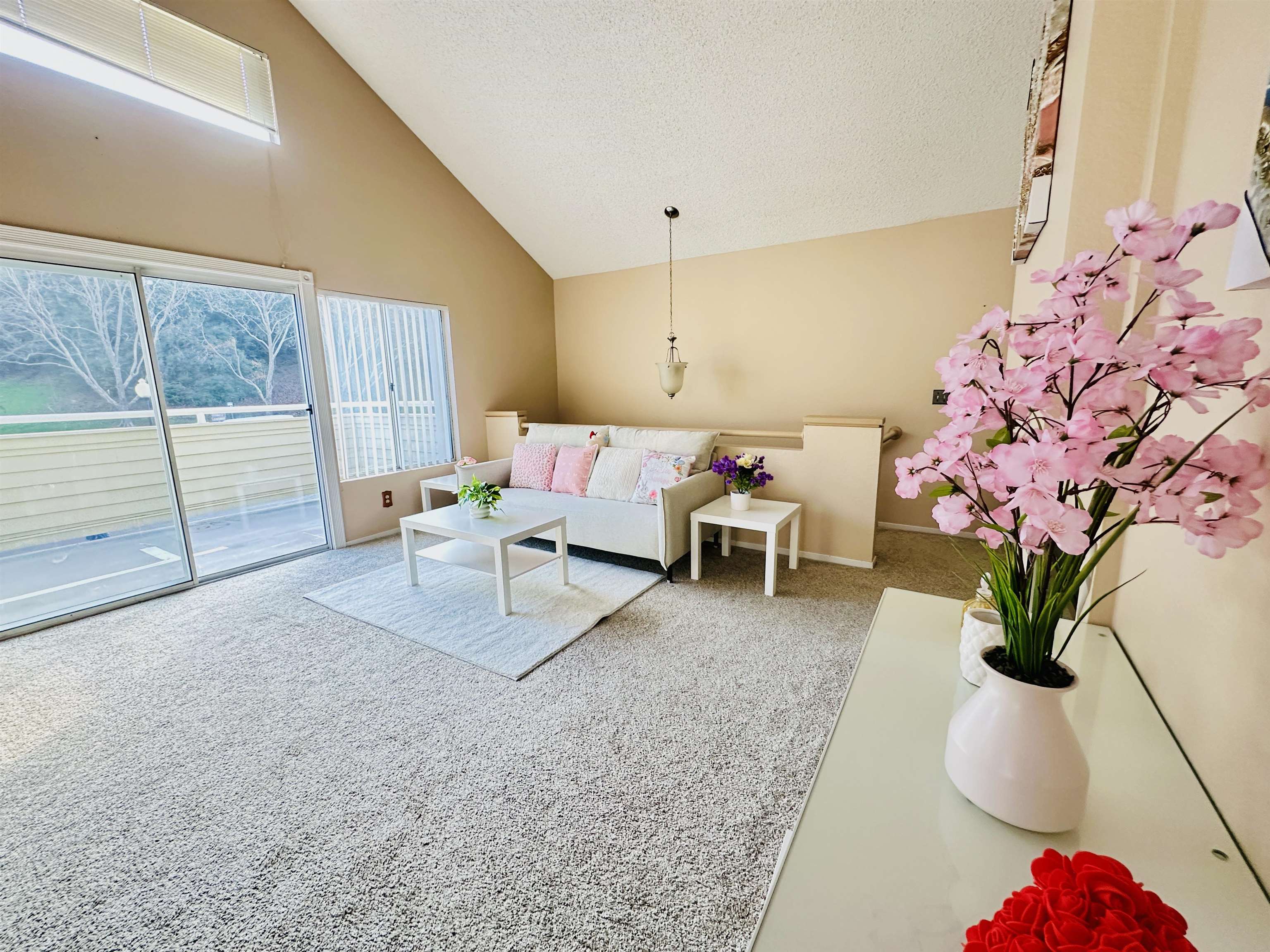 Detail Gallery Image 7 of 56 For 161 Seaway Ct, Hercules,  CA 94547 - 2 Beds | 2 Baths