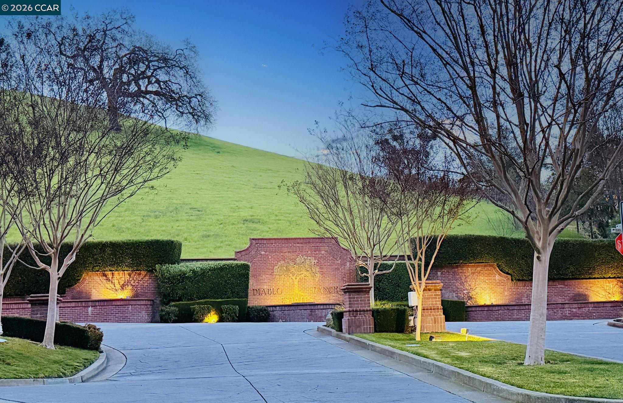 Detail Gallery Image 7 of 60 For 135 Diablo Ranch Court, Danville,  CA 94506 - 5 Beds | 5/1 Baths