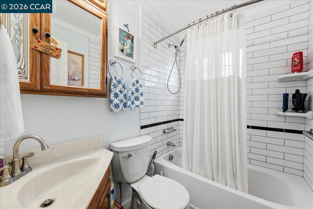 Detail Gallery Image 14 of 25 For 5833 Singing Hills Ave, Livermore,  CA 94551 - 3 Beds | 2 Baths