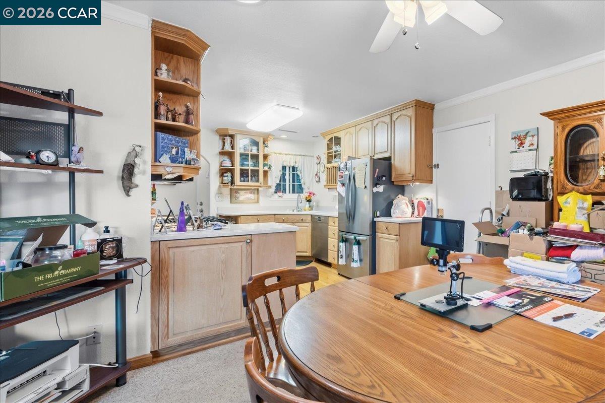 Detail Gallery Image 8 of 25 For 5833 Singing Hills Ave, Livermore,  CA 94551 - 3 Beds | 2 Baths