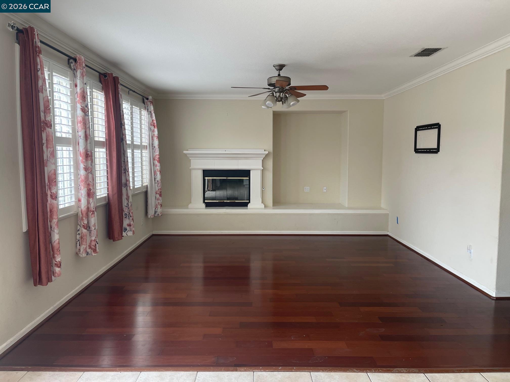 Detail Gallery Image 17 of 27 For 2096 Goldpine Way, Antioch,  CA 94509 - 5 Beds | 3 Baths