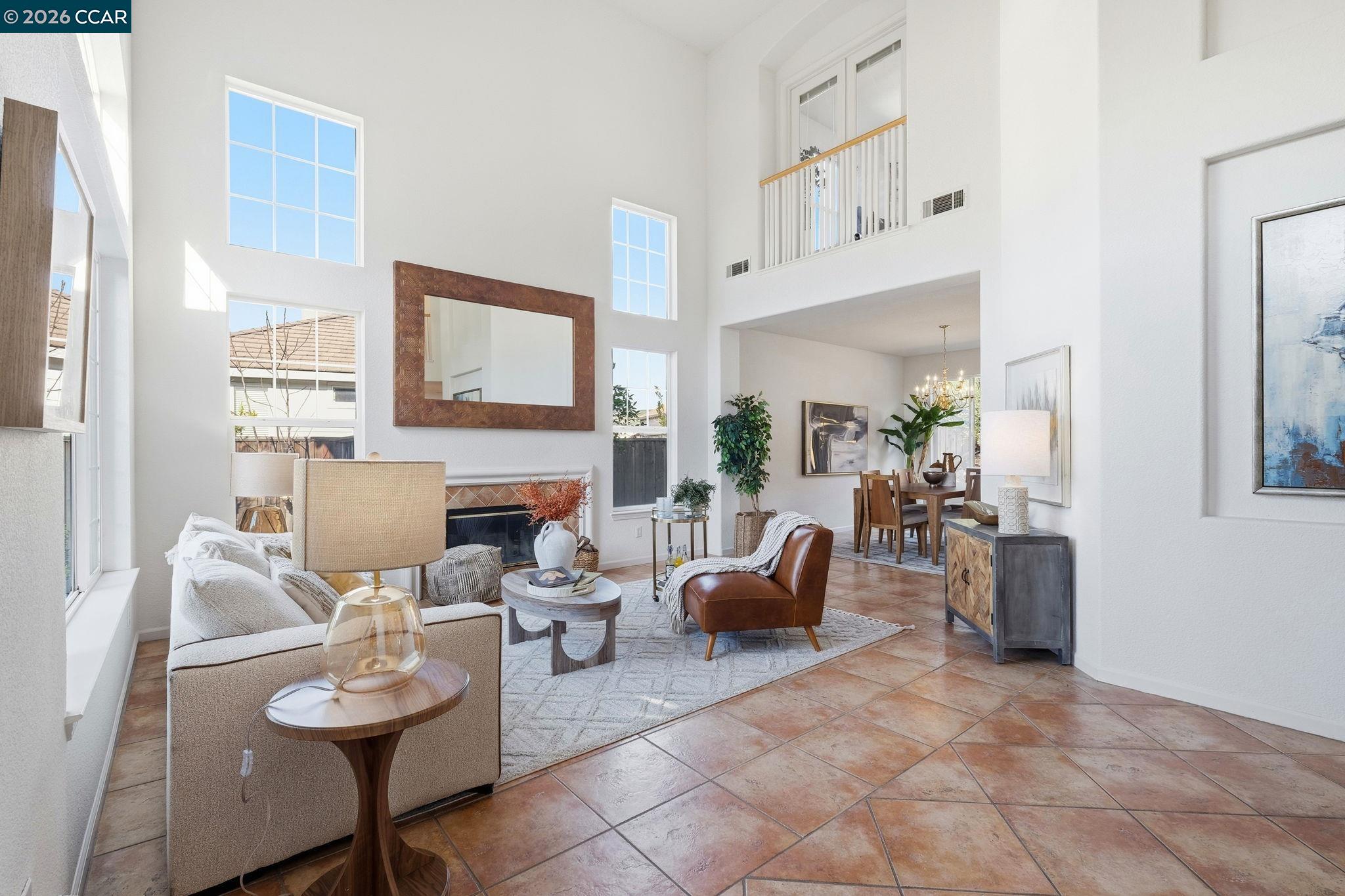 Detail Gallery Image 14 of 59 For 868 Deer Spring Cir, Concord,  CA 94521 - 5 Beds | 3/1 Baths