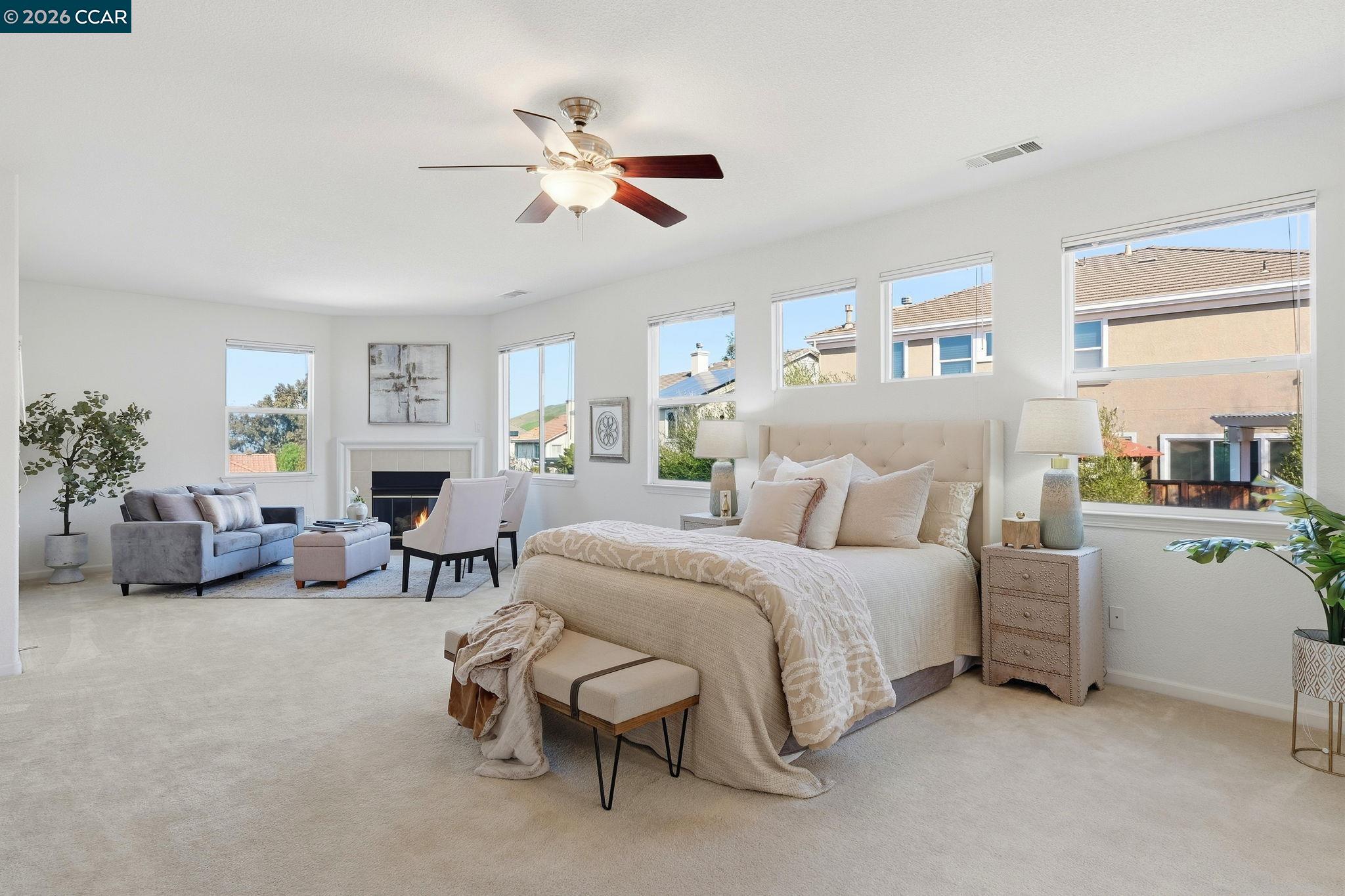 Detail Gallery Image 28 of 59 For 868 Deer Spring Cir, Concord,  CA 94521 - 5 Beds | 3/1 Baths