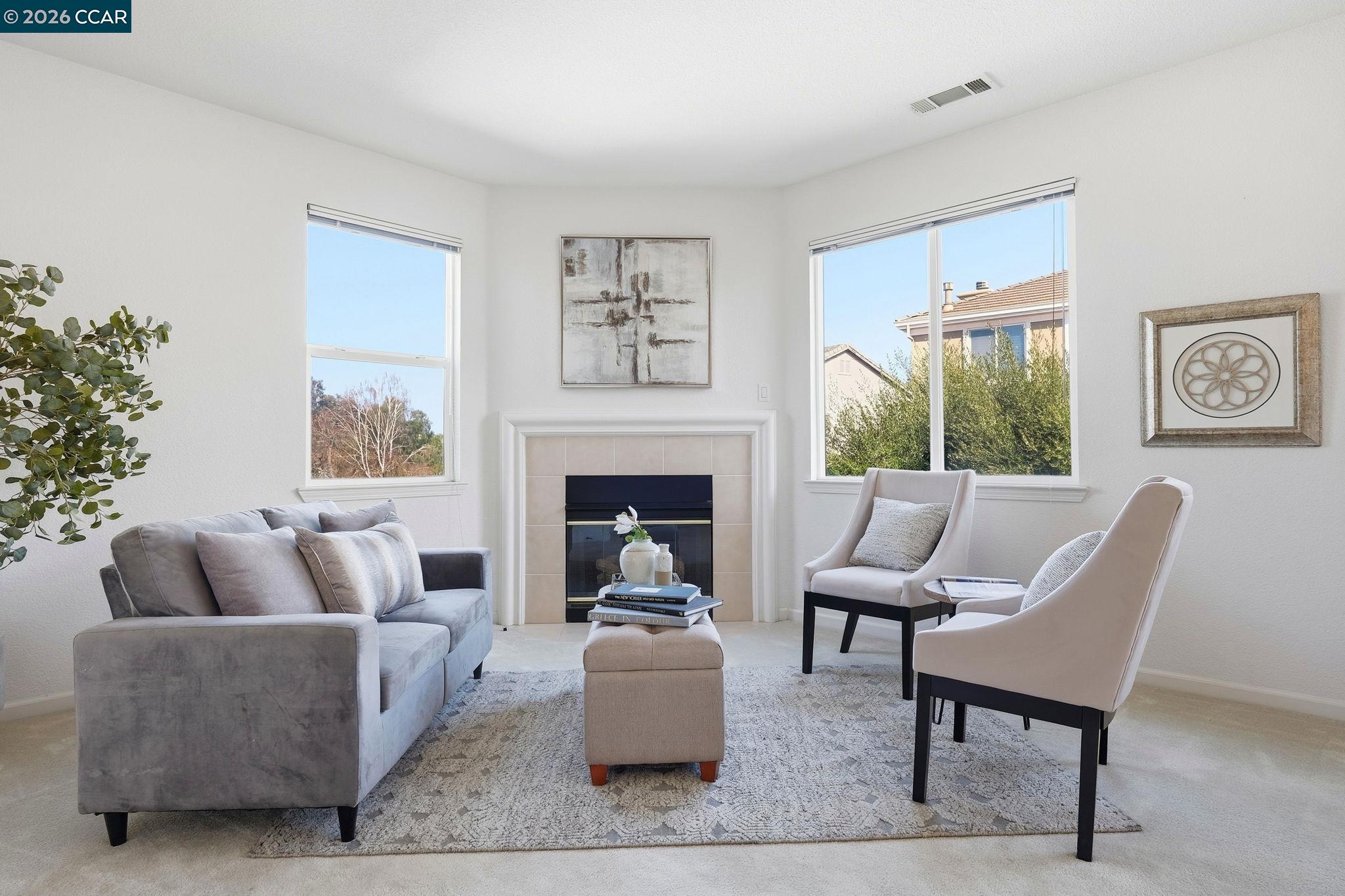 Detail Gallery Image 30 of 59 For 868 Deer Spring Cir, Concord,  CA 94521 - 5 Beds | 3/1 Baths