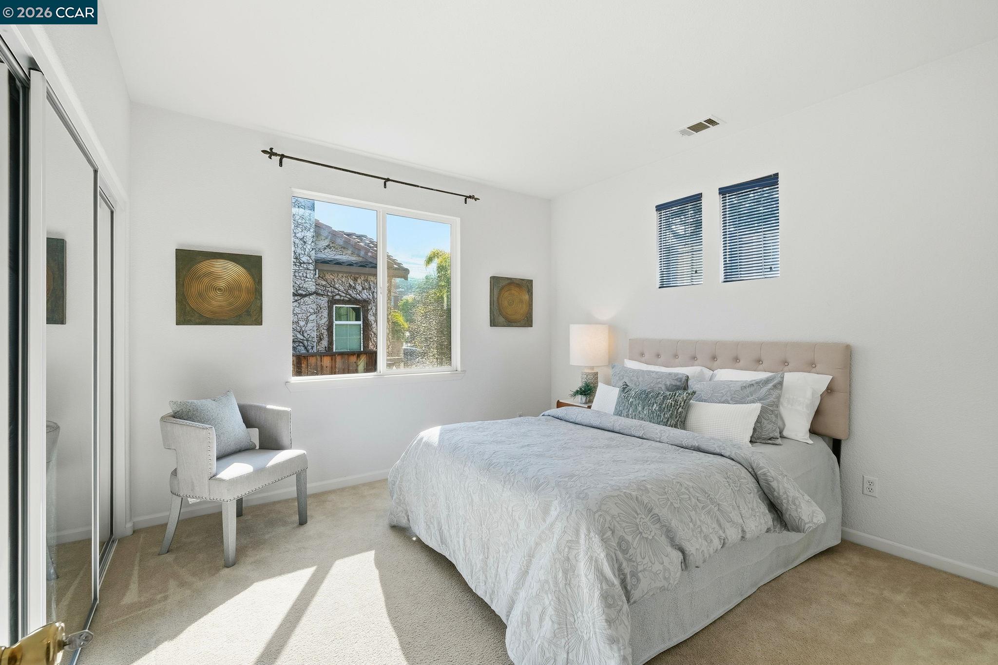 Detail Gallery Image 37 of 59 For 868 Deer Spring Cir, Concord,  CA 94521 - 5 Beds | 3/1 Baths