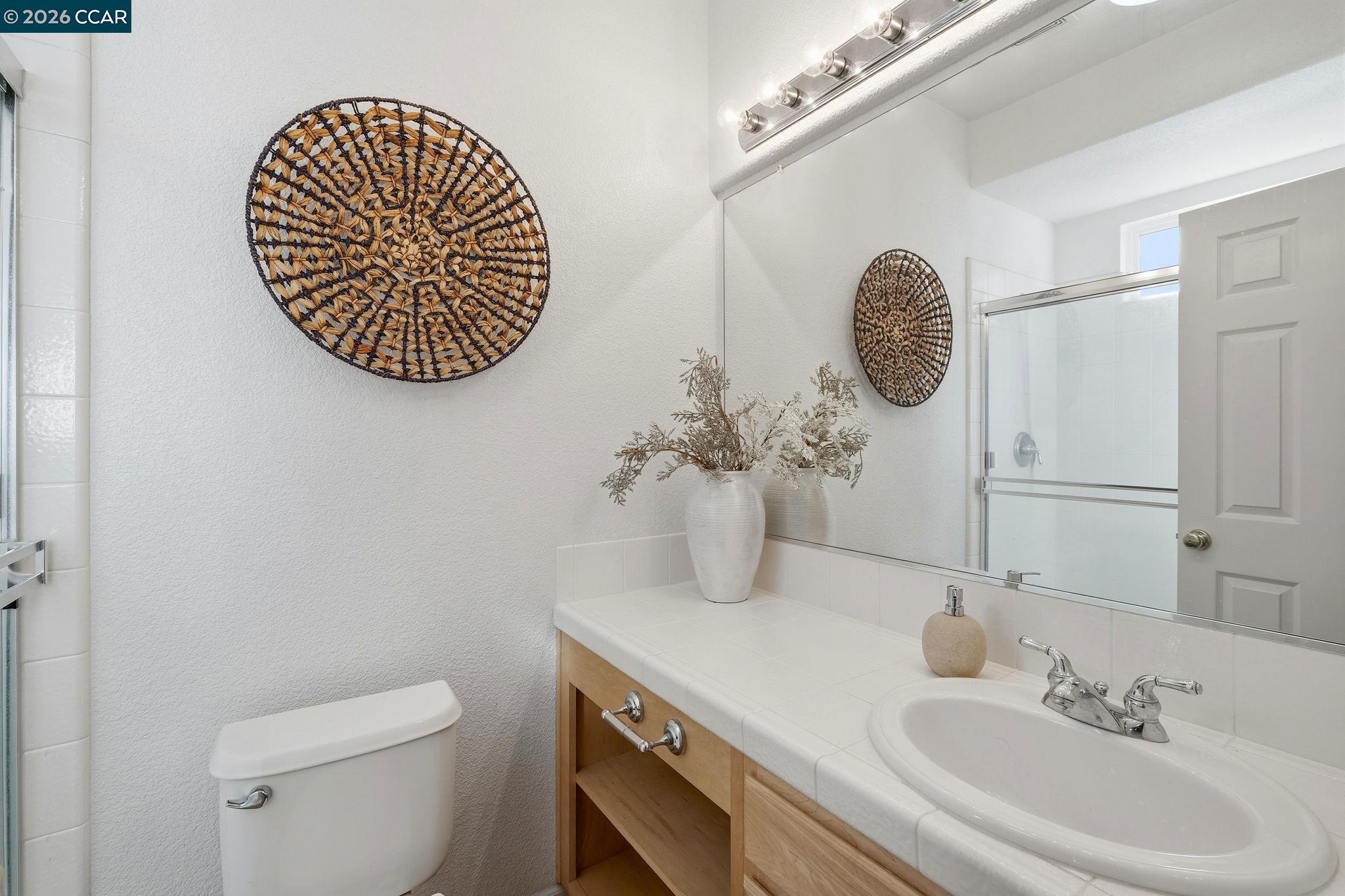 Detail Gallery Image 39 of 59 For 868 Deer Spring Cir, Concord,  CA 94521 - 5 Beds | 3/1 Baths