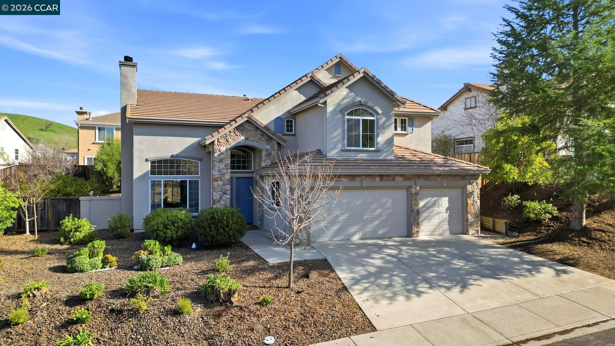 Detail Gallery Image 8 of 59 For 868 Deer Spring Cir, Concord,  CA 94521 - 5 Beds | 3/1 Baths