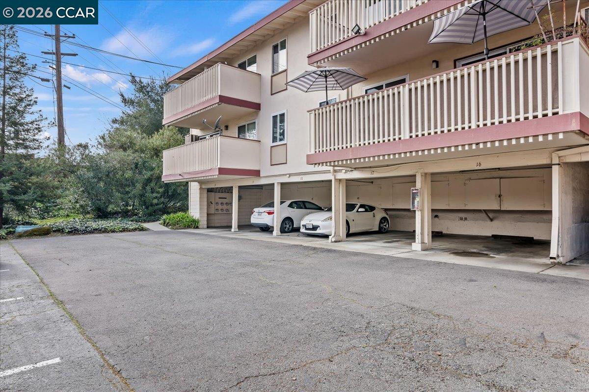 Detail Gallery Image 18 of 19 For 2180 Geary Rd #18,  Pleasant Hill,  CA 94523 - 2 Beds | 1 Baths