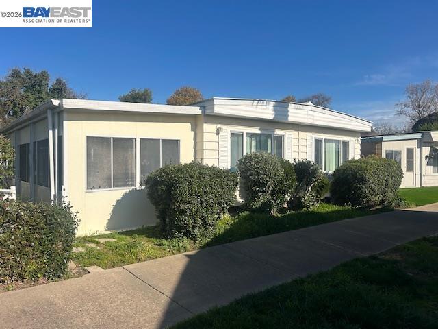 Front Image Thumbnail for BE41121978