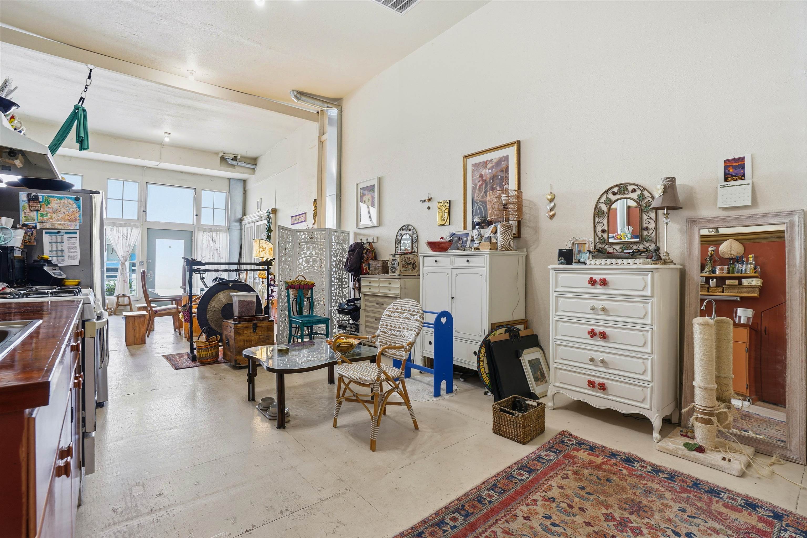 Detail Gallery Image 3 of 46 For 733 Loring Ave, Crockett,  CA 94525-1235 - – Beds | – Baths