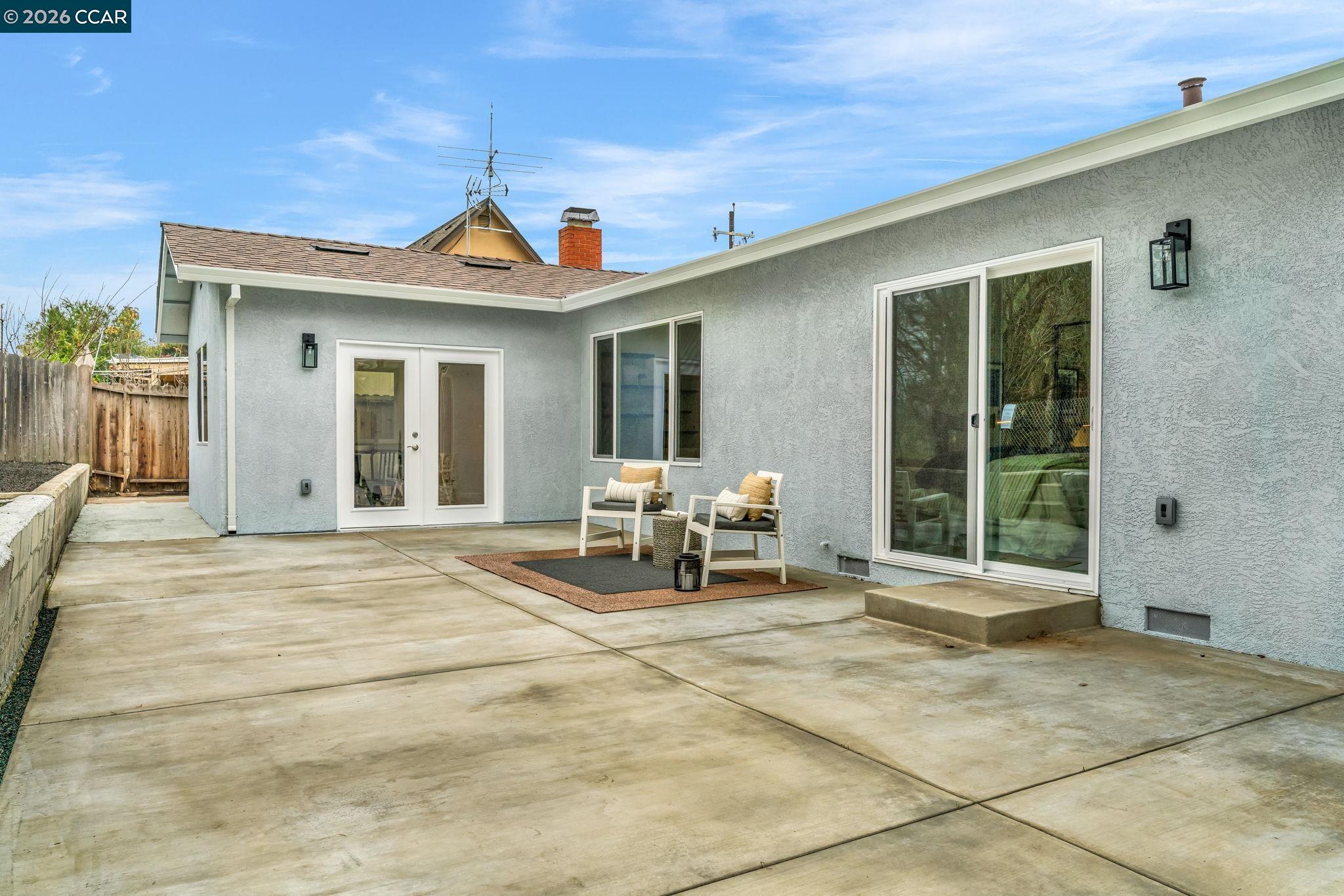 Detail Gallery Image 32 of 37 For 1866 Elkwood Dr, Concord,  CA 94519 - 3 Beds | 2 Baths