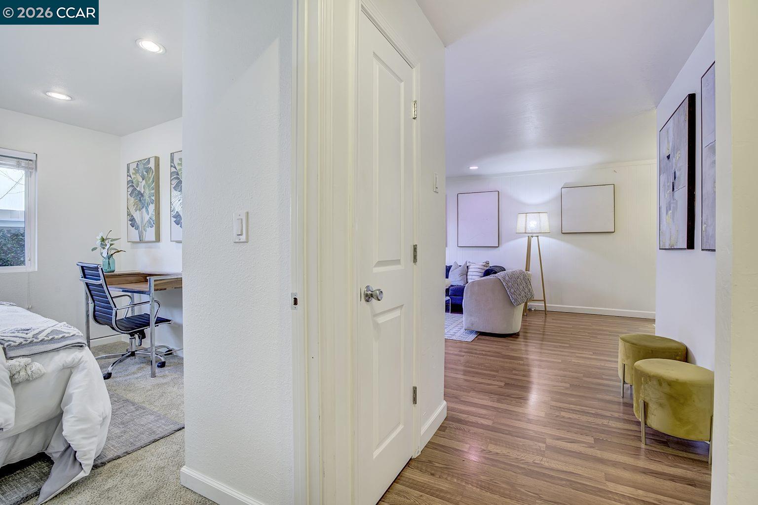 Photo #5: 41121984 Listing: Photo #5