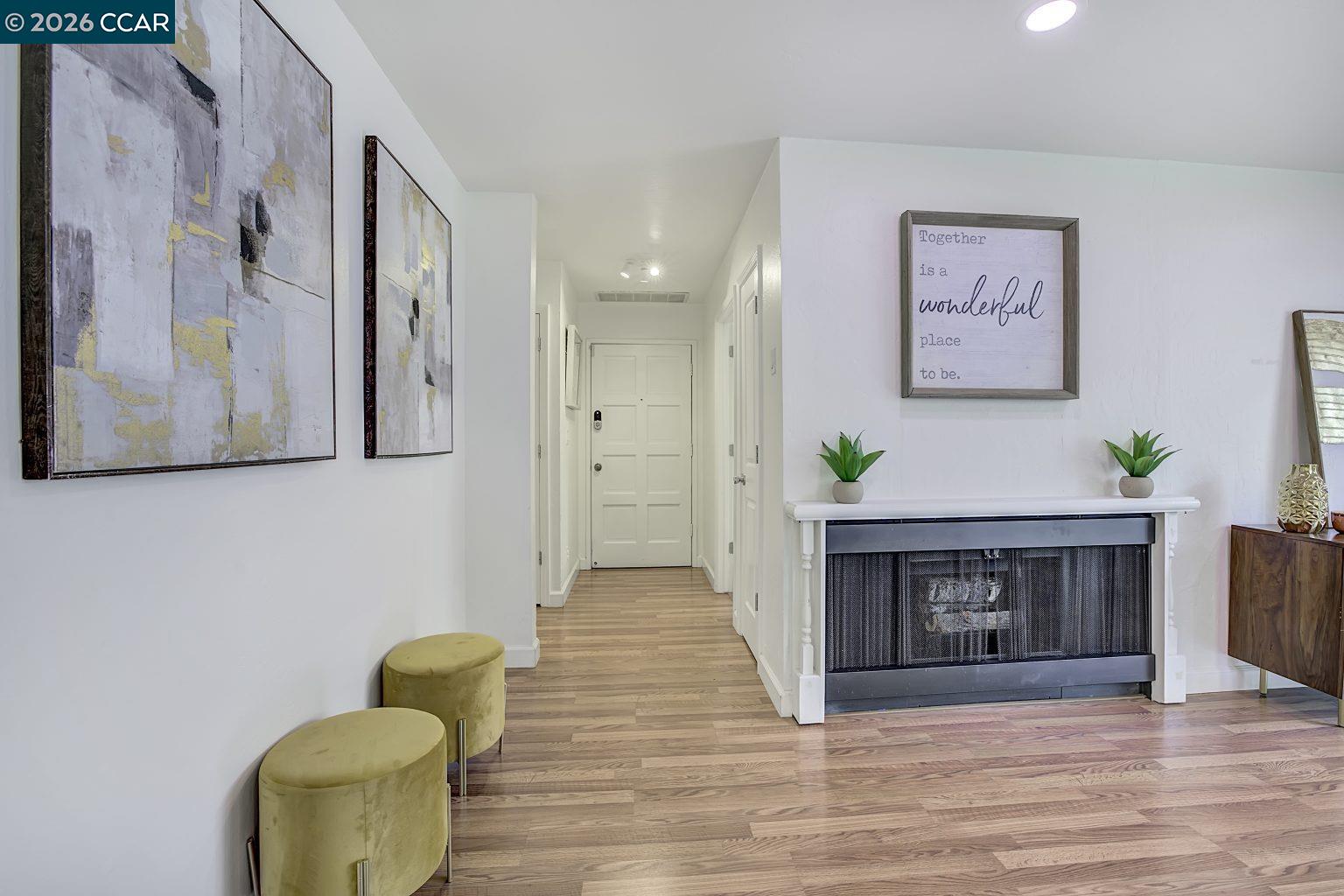 Detail Gallery Image 5 of 44 For 2650 Jones Rd #14,  Walnut Creek,  CA 94597 - 3 Beds | 2 Baths
