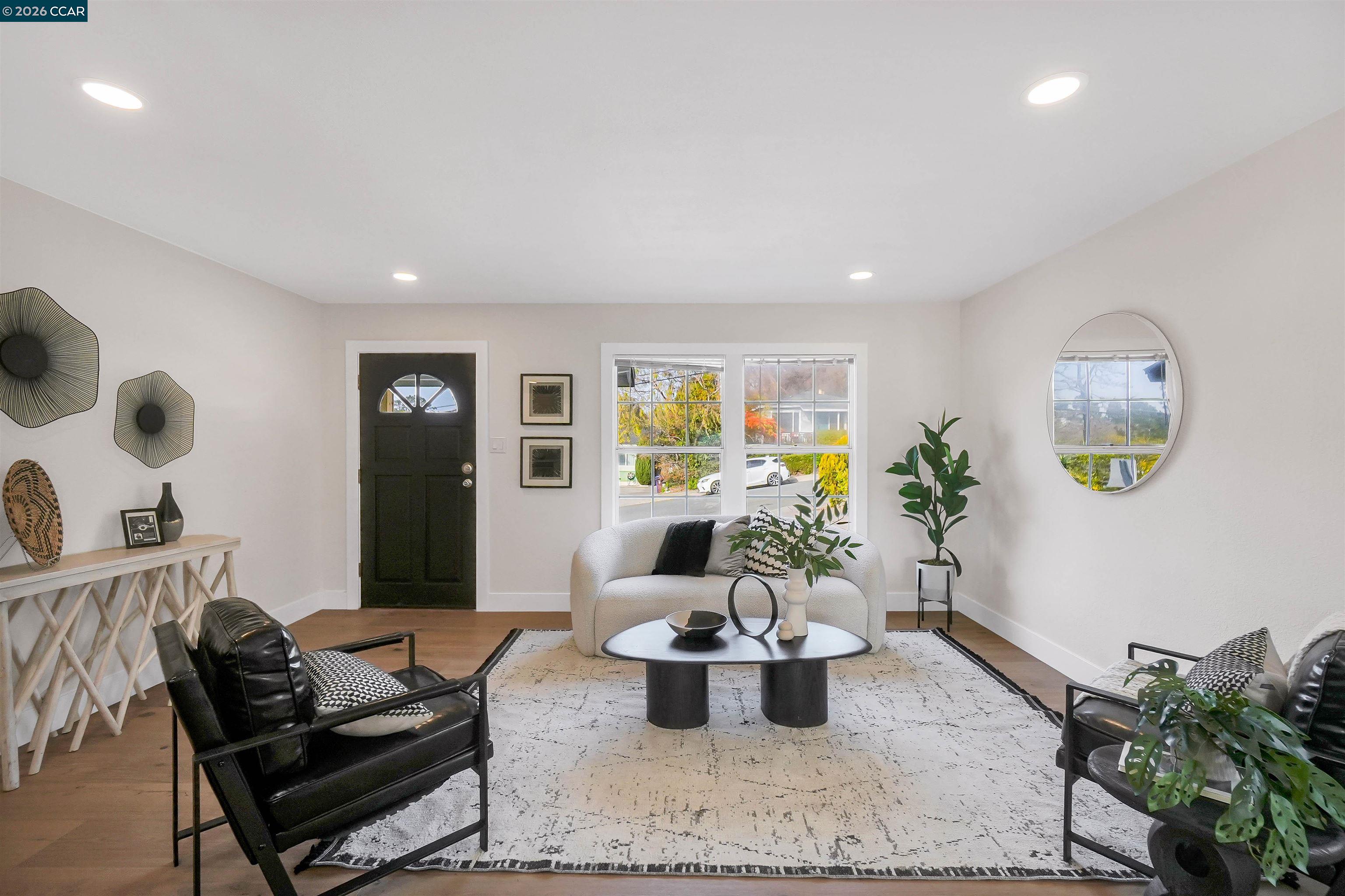 Detail Gallery Image 12 of 60 For 2412 Alamo St, Pinole,  CA 94564 - 3 Beds | 2 Baths